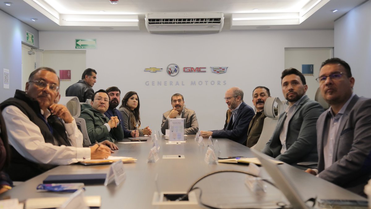 La Lic. Laura González se reunió con directivos de GM en Toluca. Estas reuniones son clave para atraer inversiones y consolidar al #EstadoDeMéxico como un polo industrial y tecnológico, que beneficien a las familias mexiquenses.

#LaFuerzaEconómicaDelEdoMéx #ElPoderDeServir