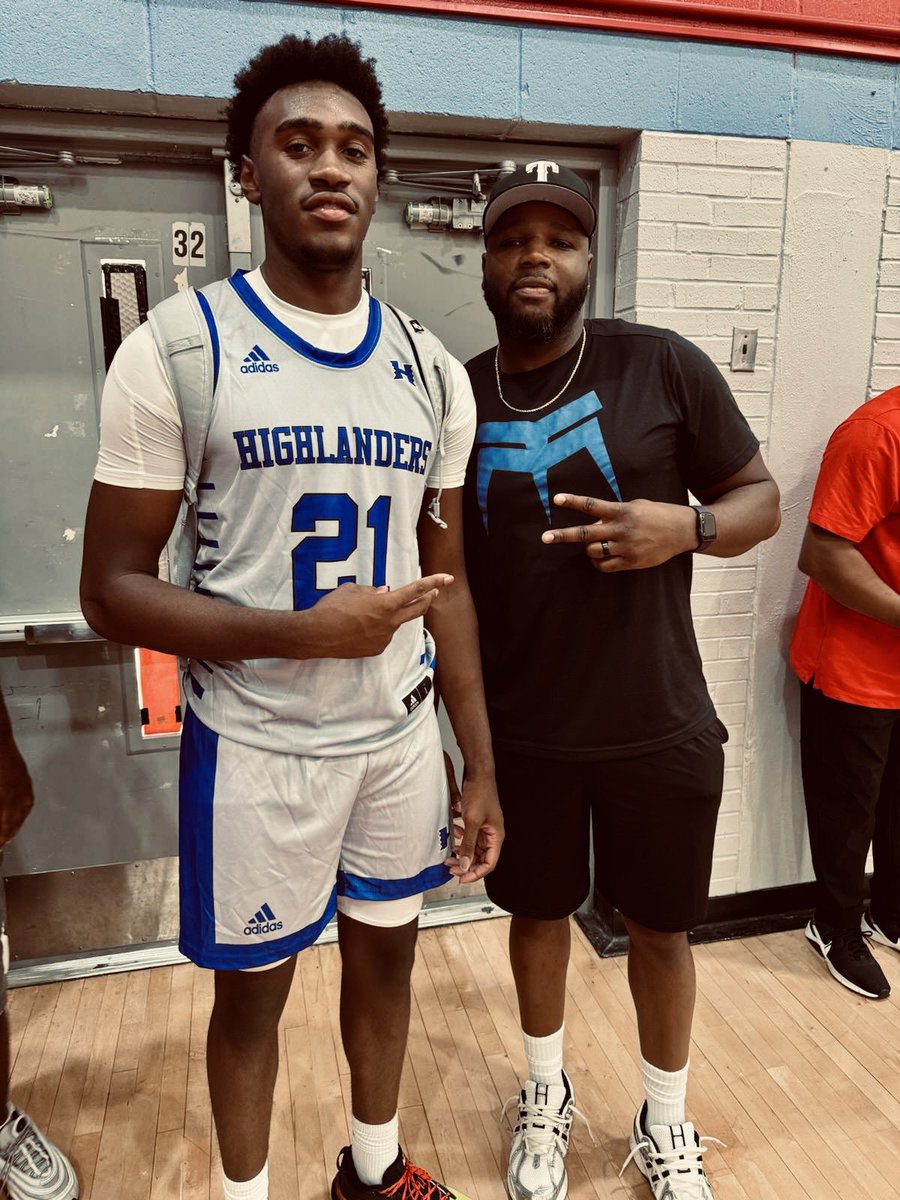 Dorian Johnson tweet media