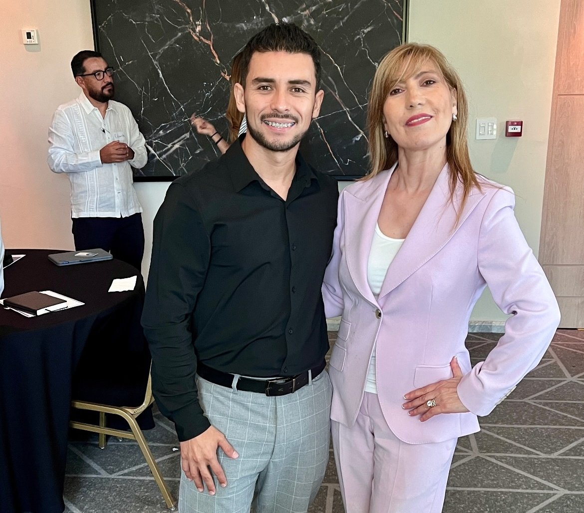 ¡Nos apasionan los negocios! nuestro objetivo es acercar oportunidades de crecimiento a empresarios de la red de <a href="/enlazadot/">Enlazadot</a>  🎉¡Gracias Mérida, Yucatán!  

Los empresarios son factor importante en la generación de empleos y  contribuyen a la economía de #México 🇲🇽