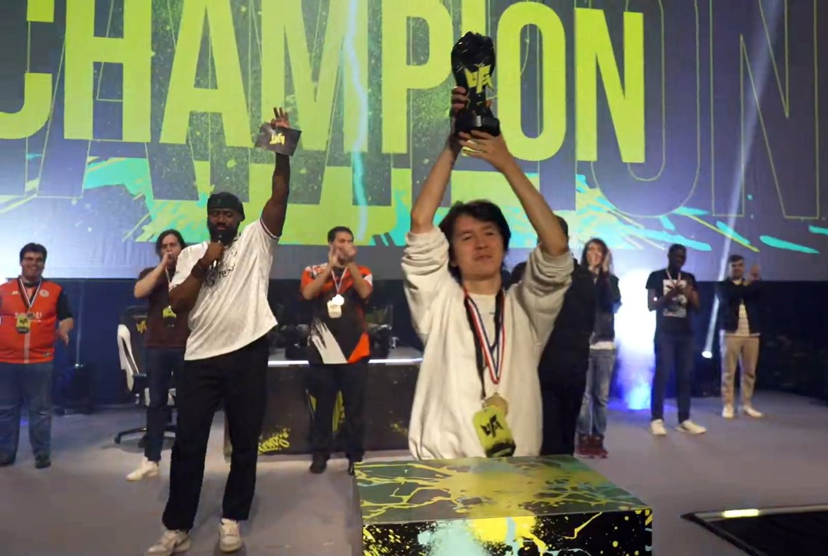 ASWesports's tweet photo. #UFA2024 #GBVSR results.
🥇@Koujicoco
🥈@Zane_FGC
🥉@UsagiLucyy
4⃣@fitizen93
5⃣@SpaceSama,@Skyll_13
7⃣@senkh234,@releasebogus
Congratulations!
#AWT2024 https://t.co/0P5b92HWl9