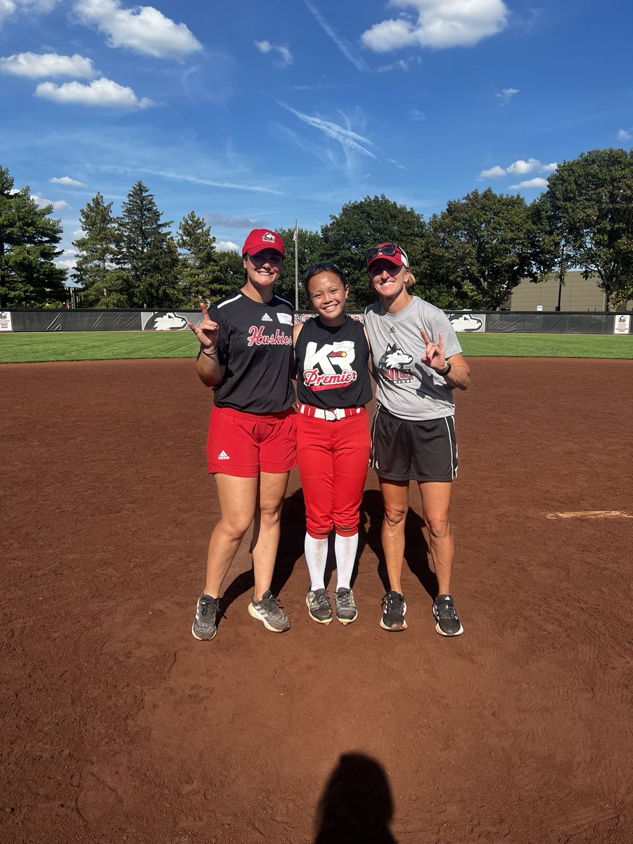 Ilysiana (Ily) Nanthavinh tweet media