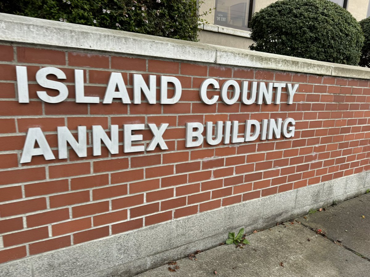 Lead_Aware's tweet photo. Wrapped up an amazing week of leadership development with the Island County, WA exec team! Inspiring growth, collaboration, and vision. Excited to see their impact moving forward! 💪🌱 #Leadership #Coaching #IslandCounty #GrowthMindset #Teamwork https://t.co/WMSY8BoWjR