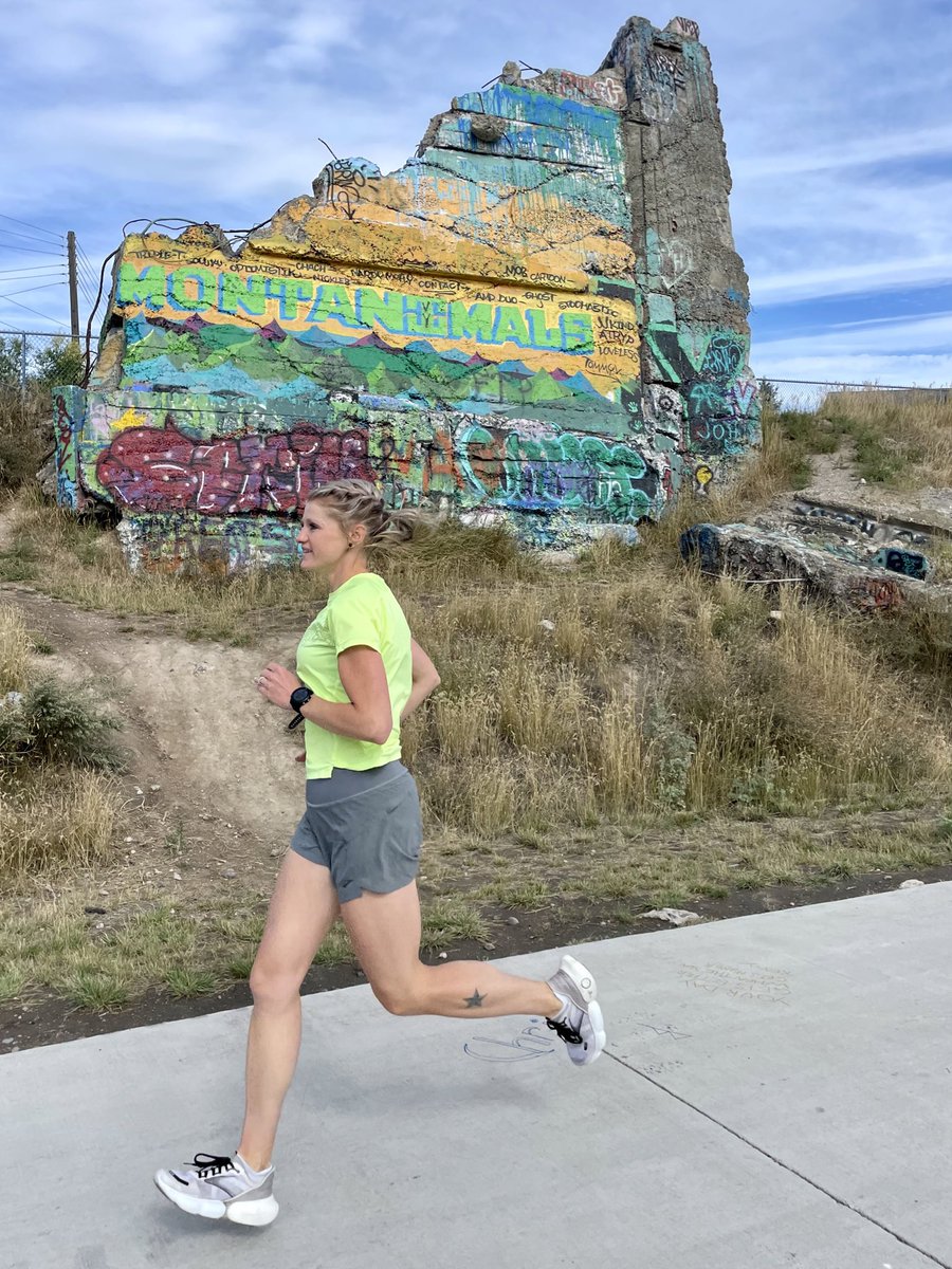 kaeloni_neville's tweet image. Colorful run today 🌈 

#BrooksRunningCollective #letsrunthere #runhappy