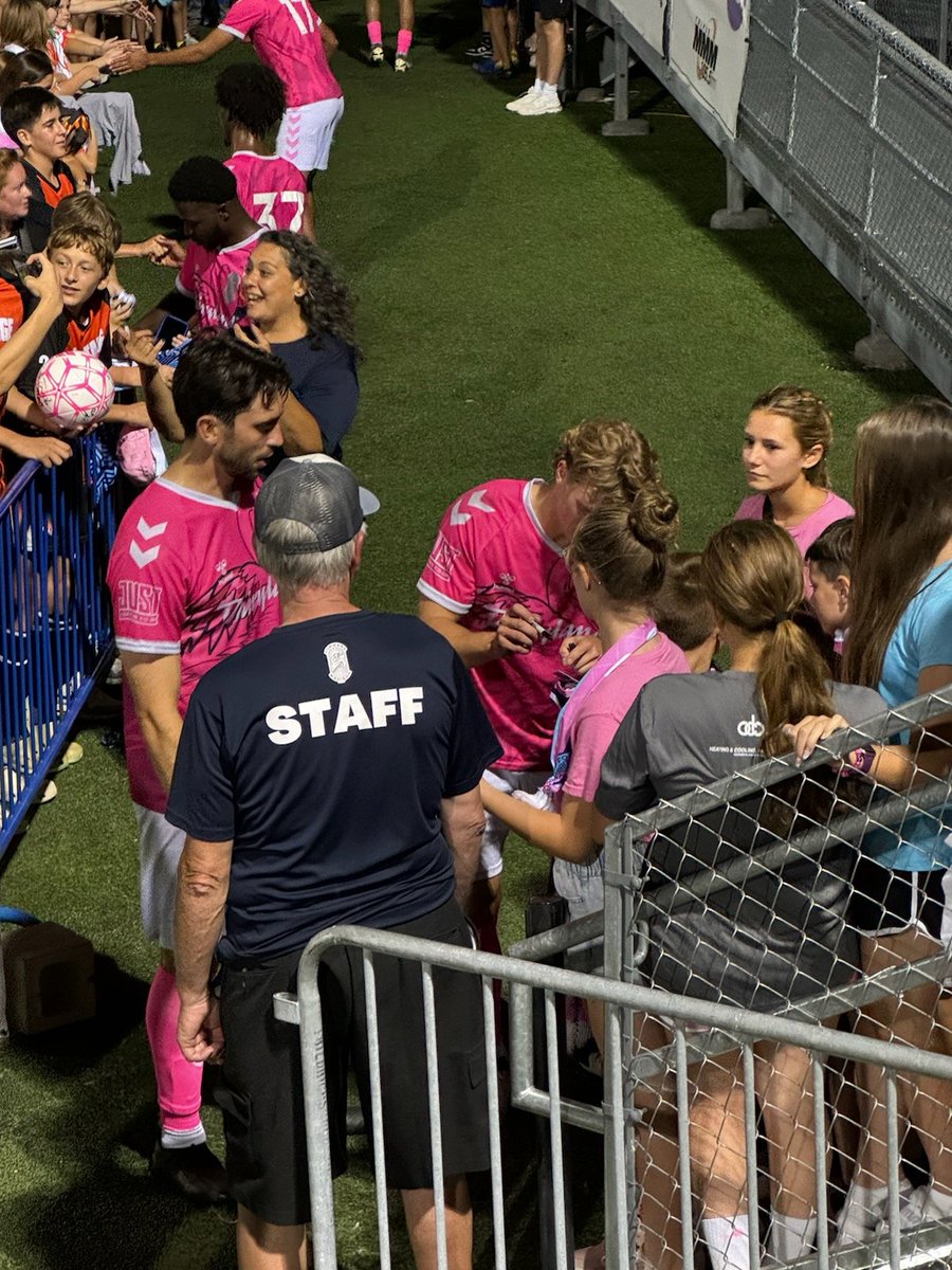 Chicago Nation FCs Zaha Shkidchenko signing autographs for <a href="/ForwardMSNFC/">Forward Madison FC</a>