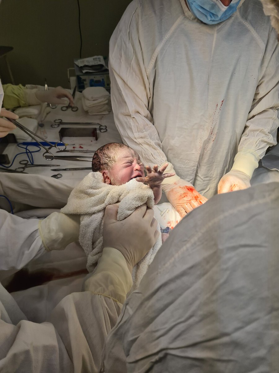 Makitrippano's tweet photo. El martes 10 de septiembre a las 11:43 de la mañana conocí el amor de verdad, el amor de mi vida, el amor para toda mi vida 🥺😍❤️‍🩹
Te amo hijo 🧸 https://t.co/EJH9vifmjU