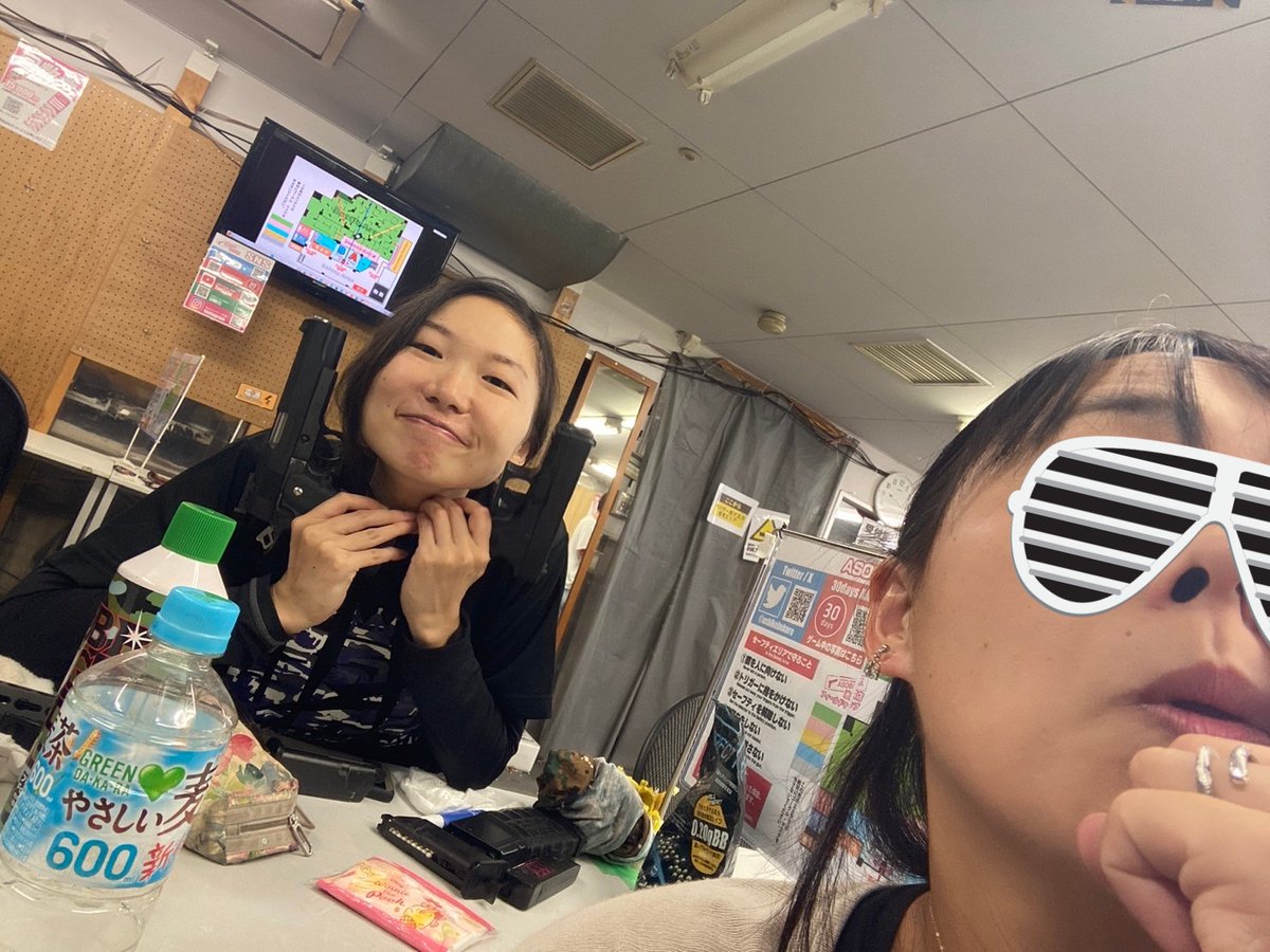 tsuyoponko's tweet photo. 約3年振りに遊んできましたー！がーちゃんありがとうございました😊変な写真しか残ってないし、ほぼ一方的に撃たれただけだし、たまにやるくらいでいいやwww https://t.co/MduhzLlAOE