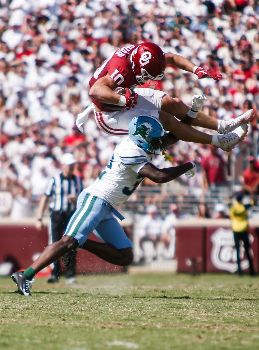 PaxsonHaws's tweet photo. @OU_Football  v. Tulane // Sept. 14 https://t.co/dKPw7Jd3ad