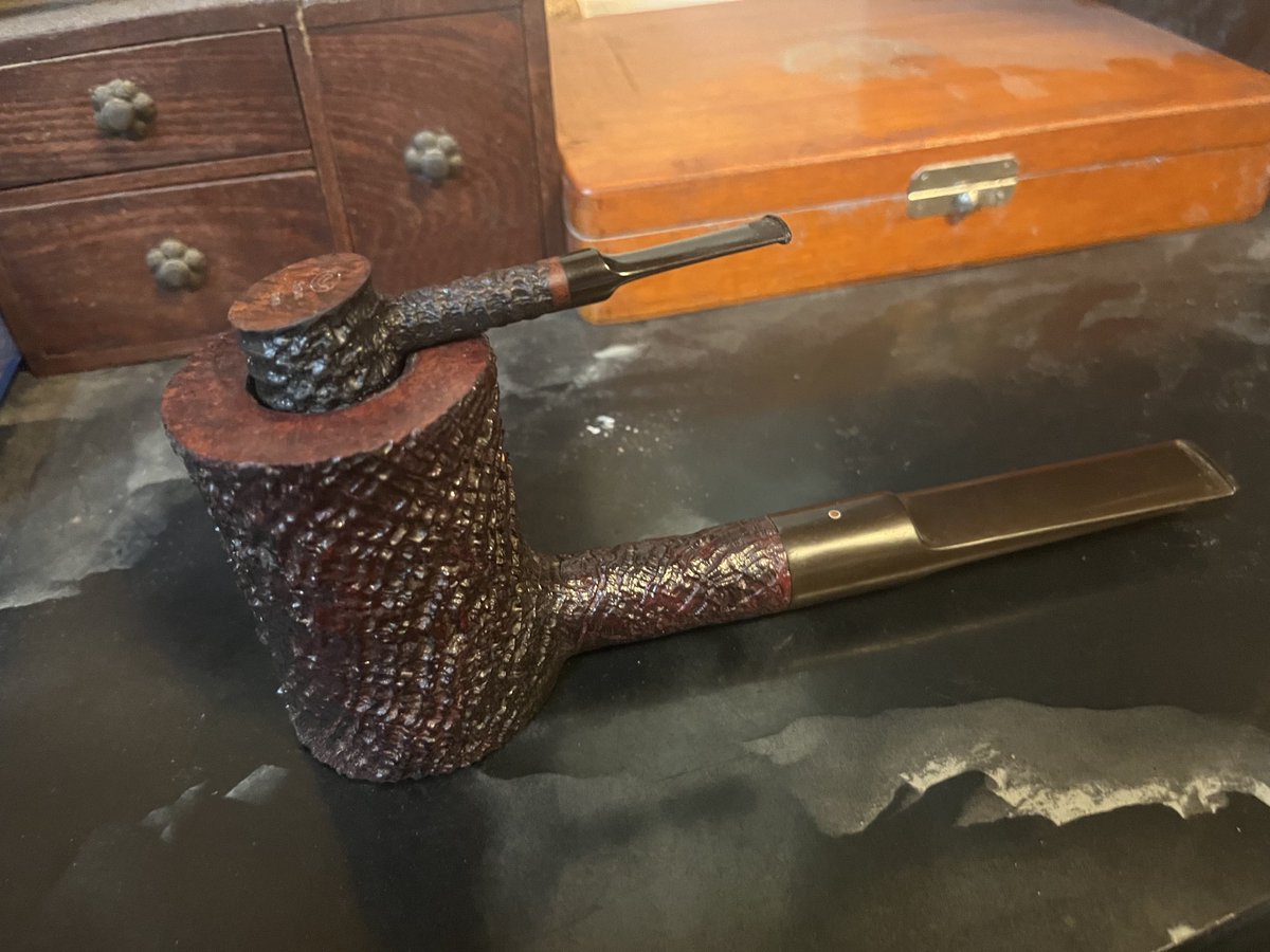 上からAshton magnum Larry Roush Ashton X
Tom Eltang Mini 
この日が来るとは