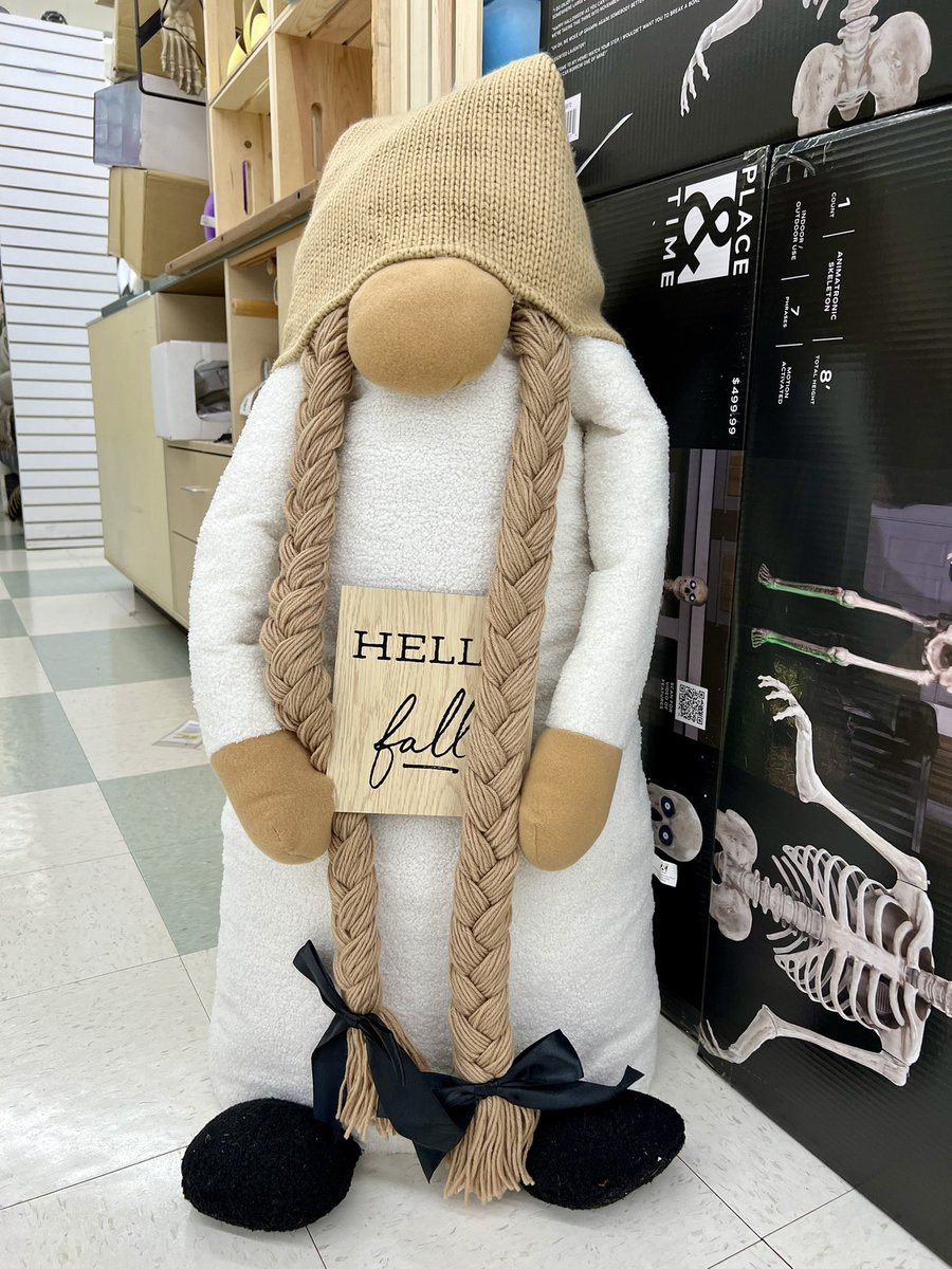 ryenotbread's tweet photo. the worst of the seasons is upon us https://t.co/w6qCvuNJpq