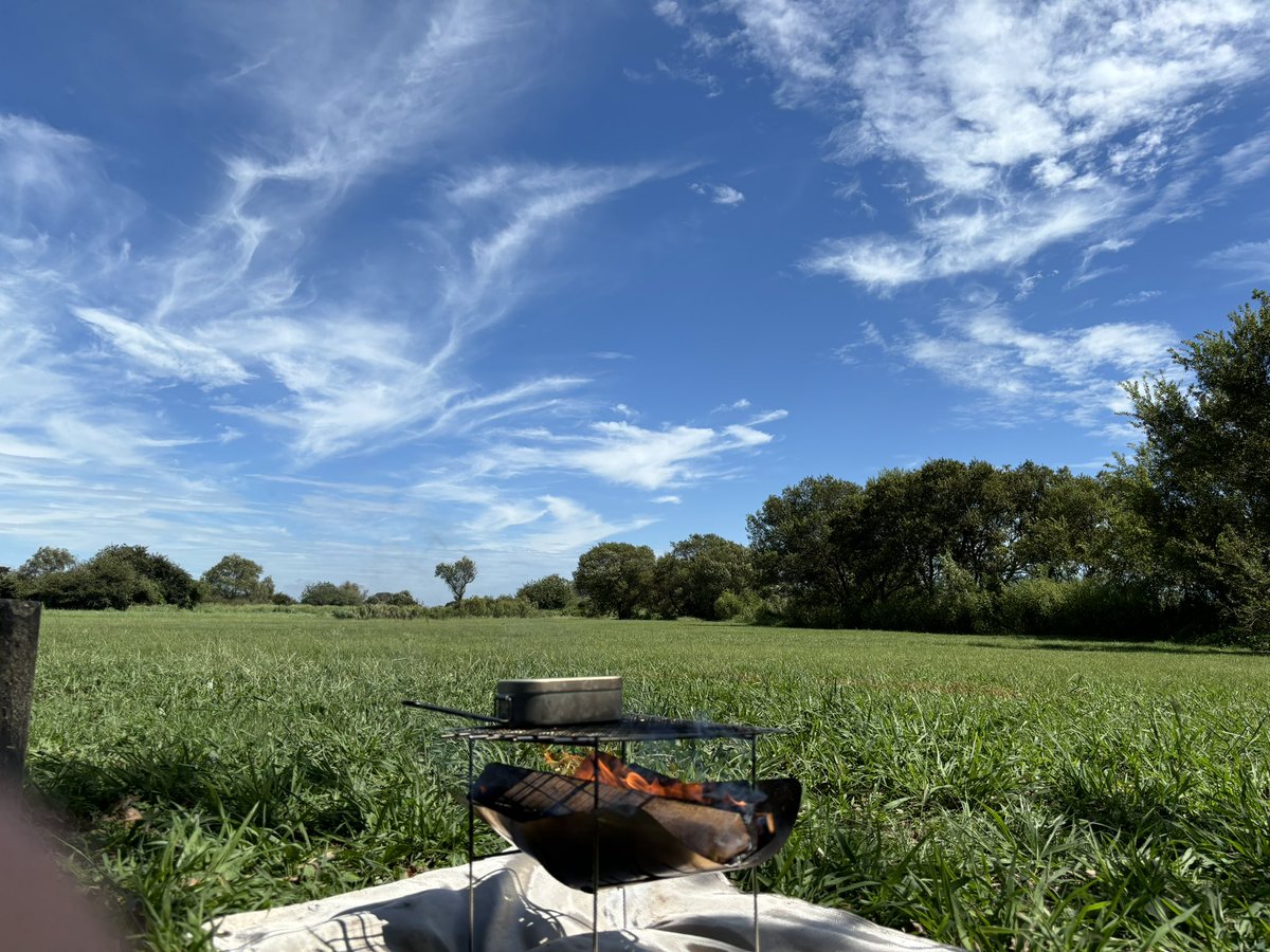 デイキャンプデビュー⛺️

#ハーレーダビッドソン
#HarleyDavidson
#ハーレー
#スポーツスター
#スポーツスター883
#883R
#ツーリング
#ハーレー乗りと繋がりたい
#ジムニー
#ジムニーJB23
#JB23