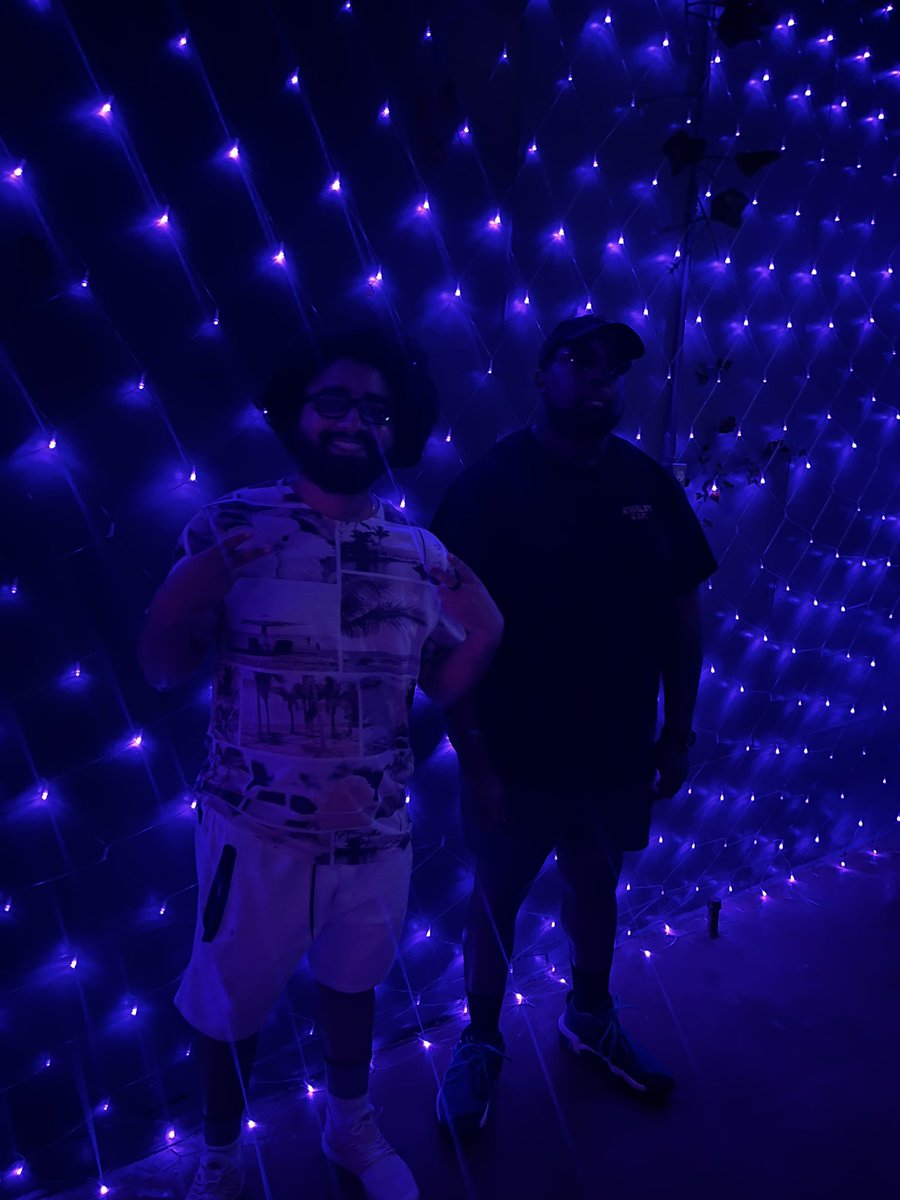 Got to finally meet Simon SMTHNG irl. His set tonight at <a href="/EtcGso/">etc.gso</a> was boiling hot fire.