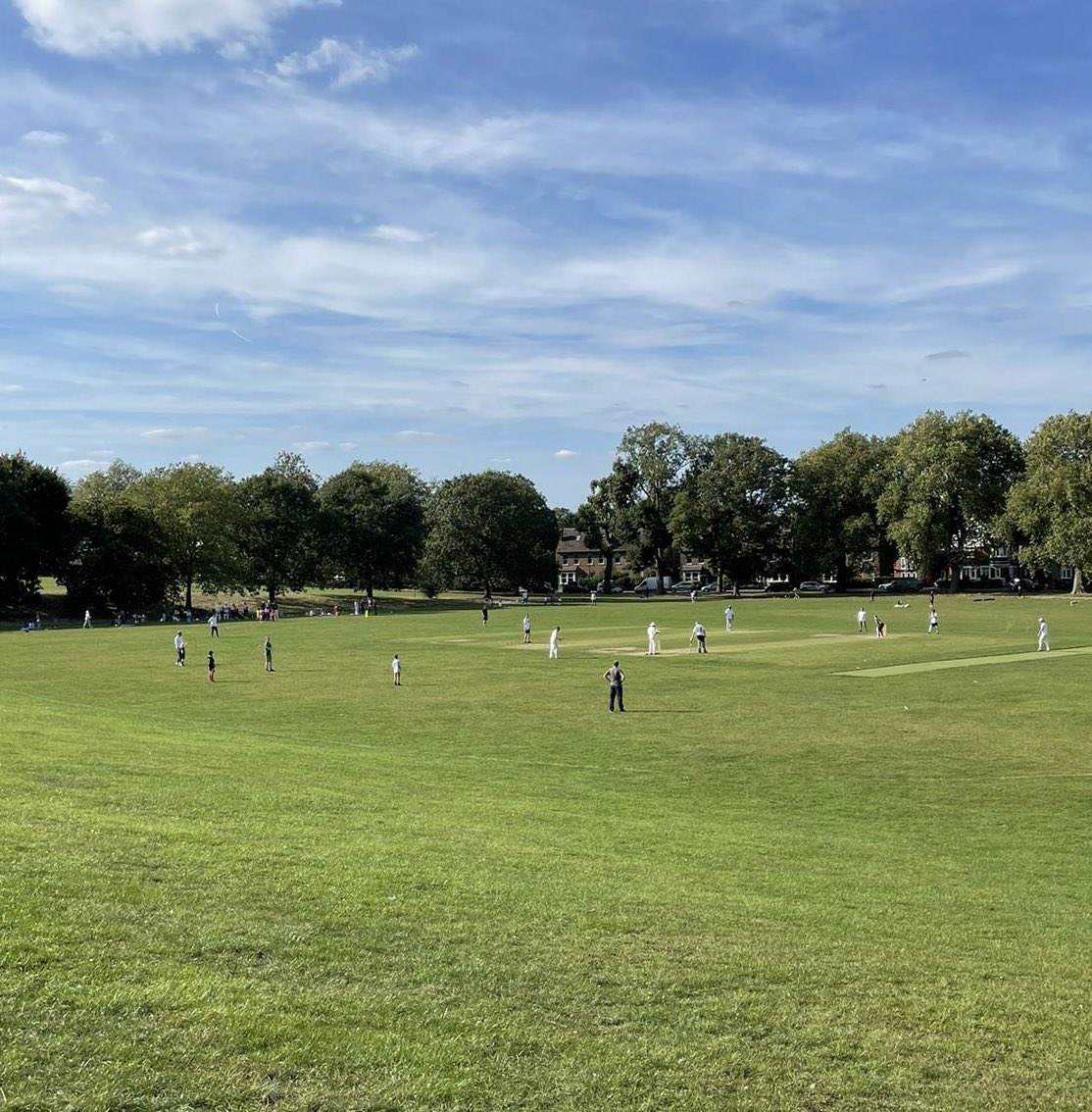 RagoobarRawle's tweet image. Played cricket for the first time yesterday for a while, had a great game, still got it! great weather! it was a lovely and enjoyable day! βI donβt like cricketβ¦ I love it! πNow of to play football this morning π€β½οΈ@MaudsleyNHS
#selfcare #exercise# mind&body
#staffsupport