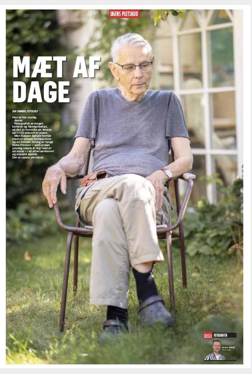 Jan Sommer (@jsjsfrede) on Twitter photo MÆT AF DAGE
Fotografiet er meget
konkret og håndgribeligt, så at formidle en følelse på 1/125 sekund er svært.
Men Kasper Søholt formår med en simpel komposition og en fornem timing at fange Ebbe Preisler i et eftertænksomt øjeblik.
Det er ugens pletskud. 
📸:Kasper Søholt MÆT AF DAGE
Fotografiet er meget
konkret og håndgribeligt, så at formidle en følelse på 1/125 sekund er svært.
Men Kasper Søholt formår med en simpel komposition og en fornem timing at fange Ebbe Preisler i et eftertænksomt øjeblik.
Det er ugens pletskud. 
📸:Kasper Søholt