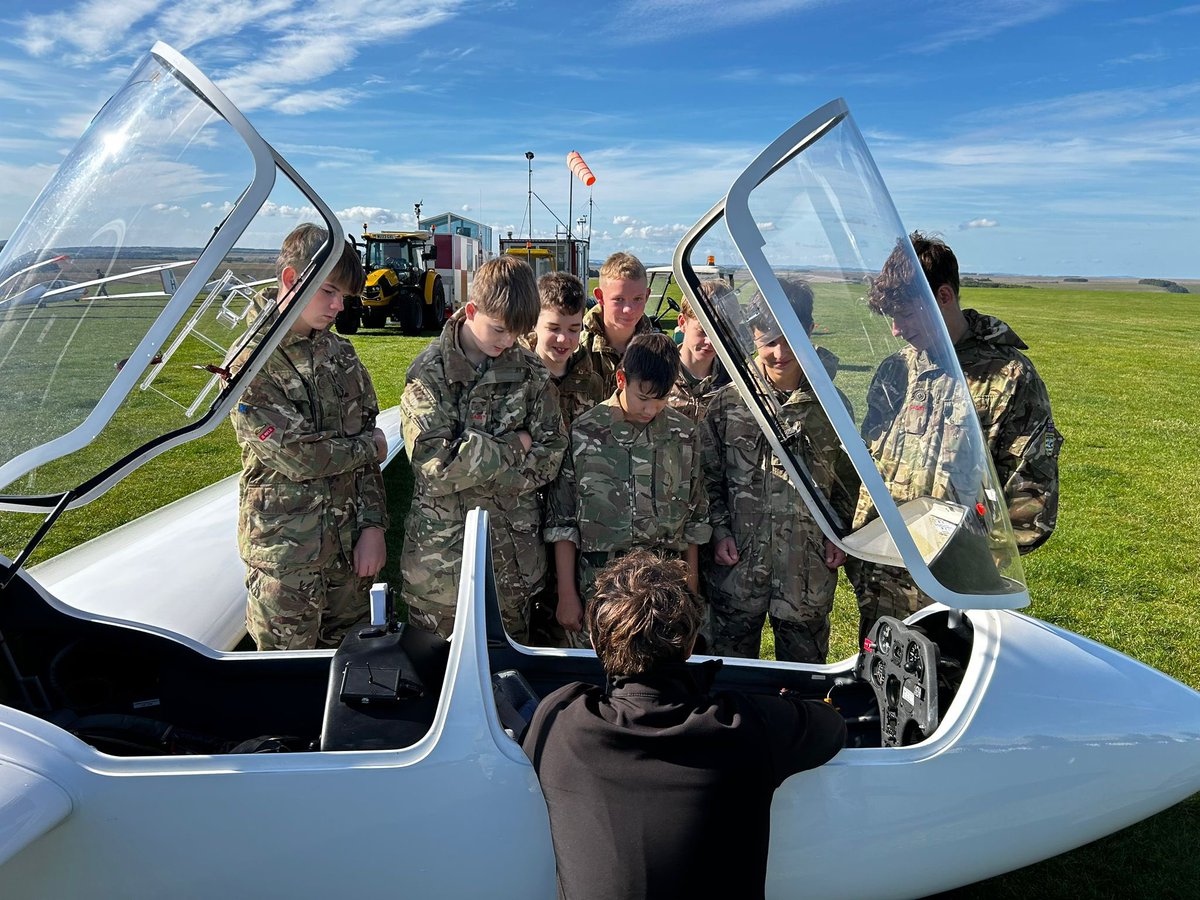 WiltsACF's tweet photo. Army Gliding Club (Wyvern)
This weekend Cadets from Juno Company had the opportunity to embark on a gliding experience provided by the Wyvern Army Gliding Club . https://t.co/HC8FGepJio