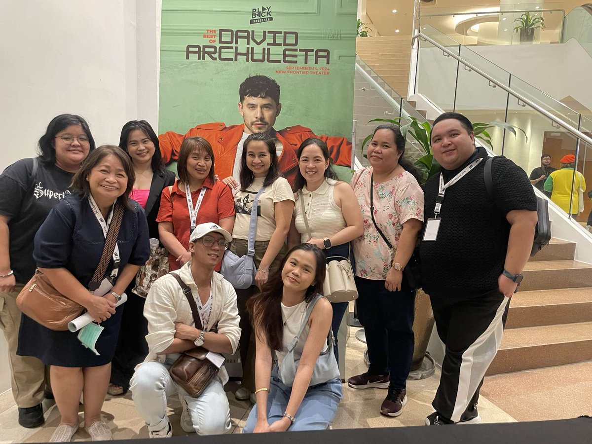 calaithewriter's tweet photo. We came. We saw. We reunited &amp; got revived 😊✌🏼 Now, gotta revive the lost voice too lol. Vids is a bit of a struggle. For now, snippets muna (ctto). His stage pics from my trusty phone.

Thanks @DavidArchie for a helluva concert! Looking forward 🫢☺️😌🫰🏻
#DavidArchuletaInManila https://t.co/ZrLVhqaTWQ