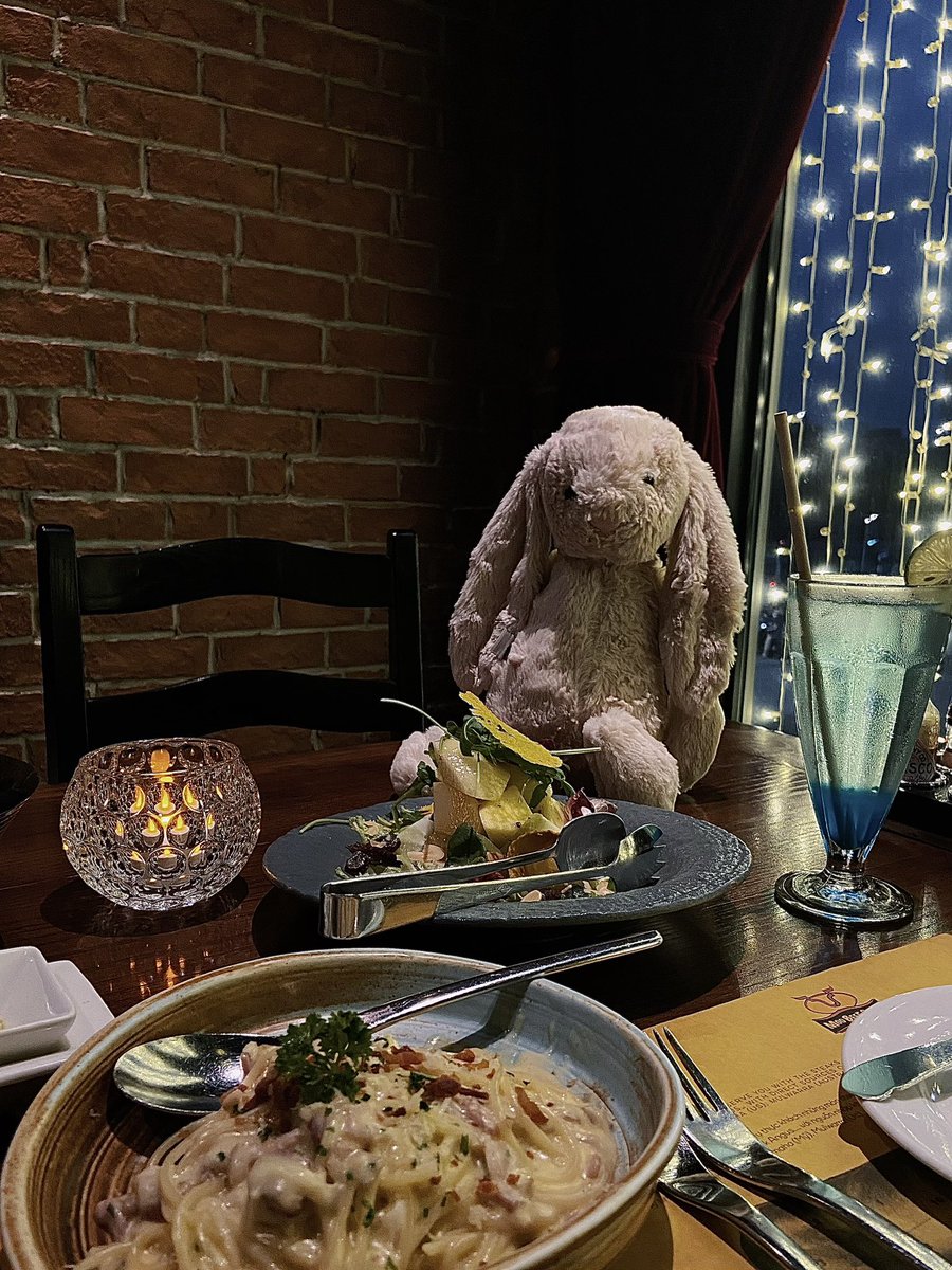 _minchou's tweet photo. Ăn tối cũng bữa tối 🍽️ https://t.co/W3KWDI5nxK
