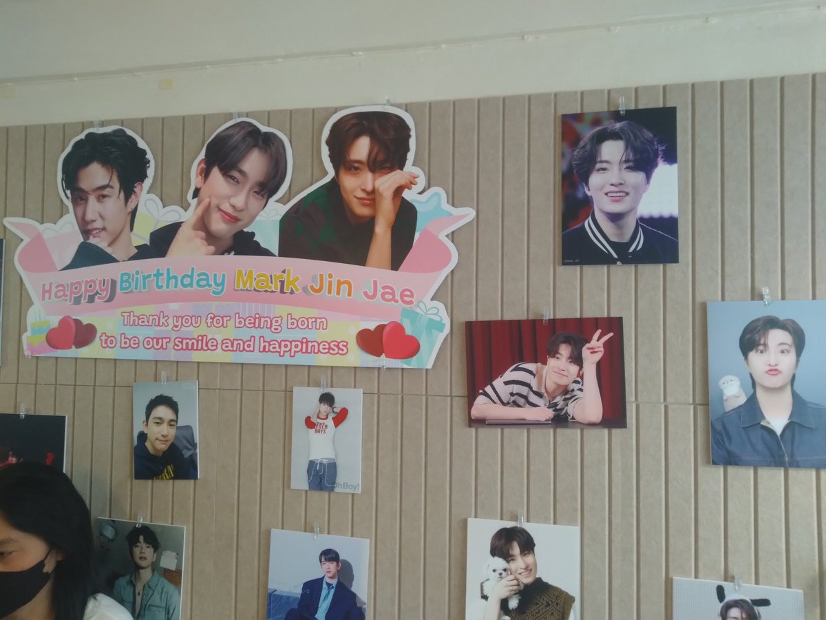 markbam9397na's tweet photo. มาหา 3 หนุ่มกันเยอะๆนะคะ
เจอกันที่ Bake it bright
ปากซอยกรุงธนบุรี 10 แจกันงับ
#SepLineParty2
#SeptemberLineParty2
#Jinyoung #ParkJinyoung
#박진영 #진영 #GOT7
#จินยอง #พัคจินยอง
#WeWillWaitForJinyoung
#untilwemeetagain https://t.co/1PgiWdhClZ