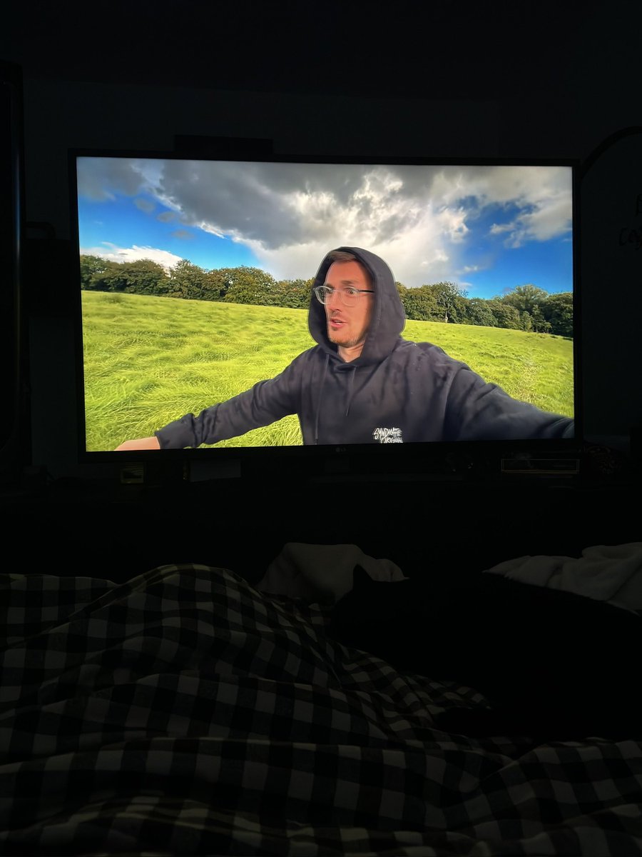 Luke_Cleland_'s tweet photo. Morning recovery with the now Wife @JadePoynts. catching up on Fridays ‘Tom Vlog’ from @Syndicate that dropped while we were celebrating. https://t.co/Y6DV5gXUEZ