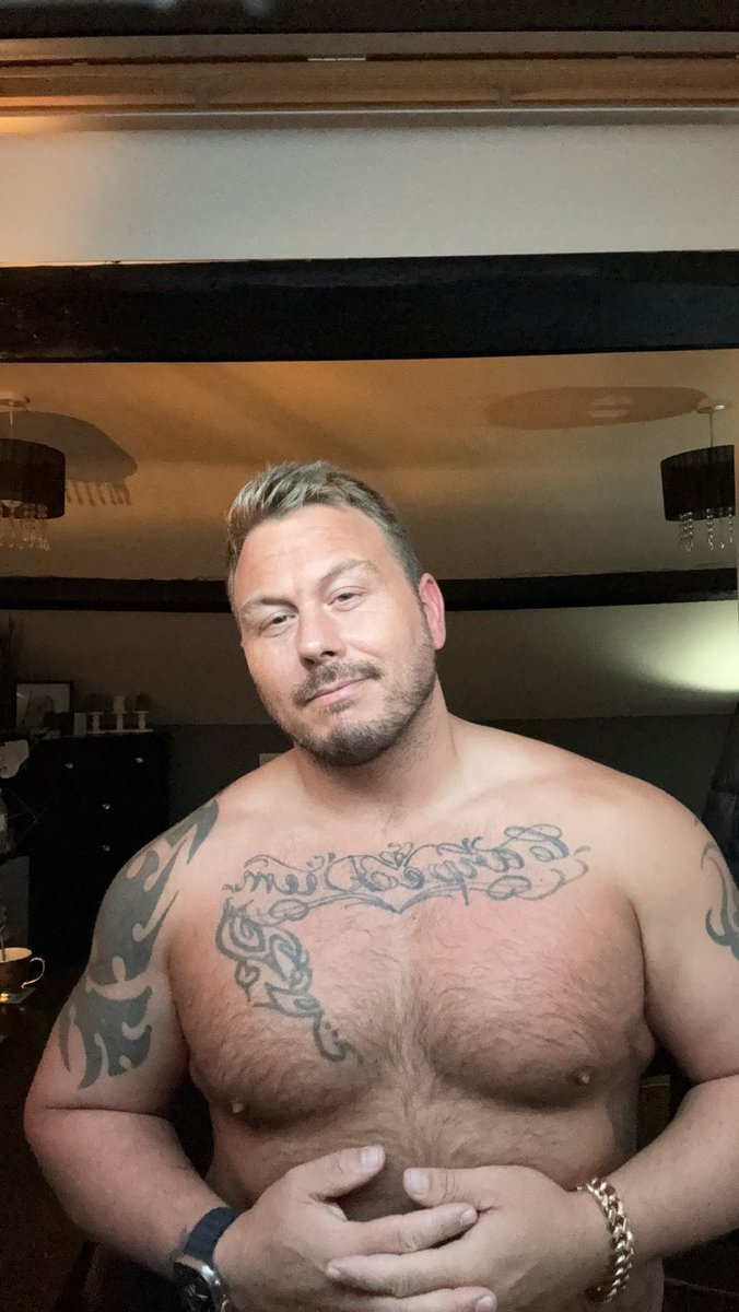 Dougs1086's tweet photo. Slept shite, and now I’ve got to go to work! Pray for me, please 🙏 https://t.co/a3RSOoGIno