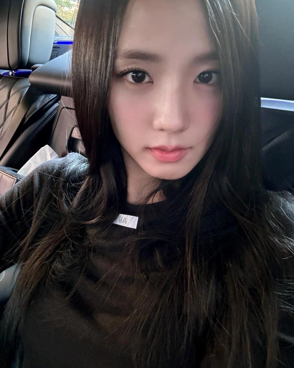 21 years old                               29 years old