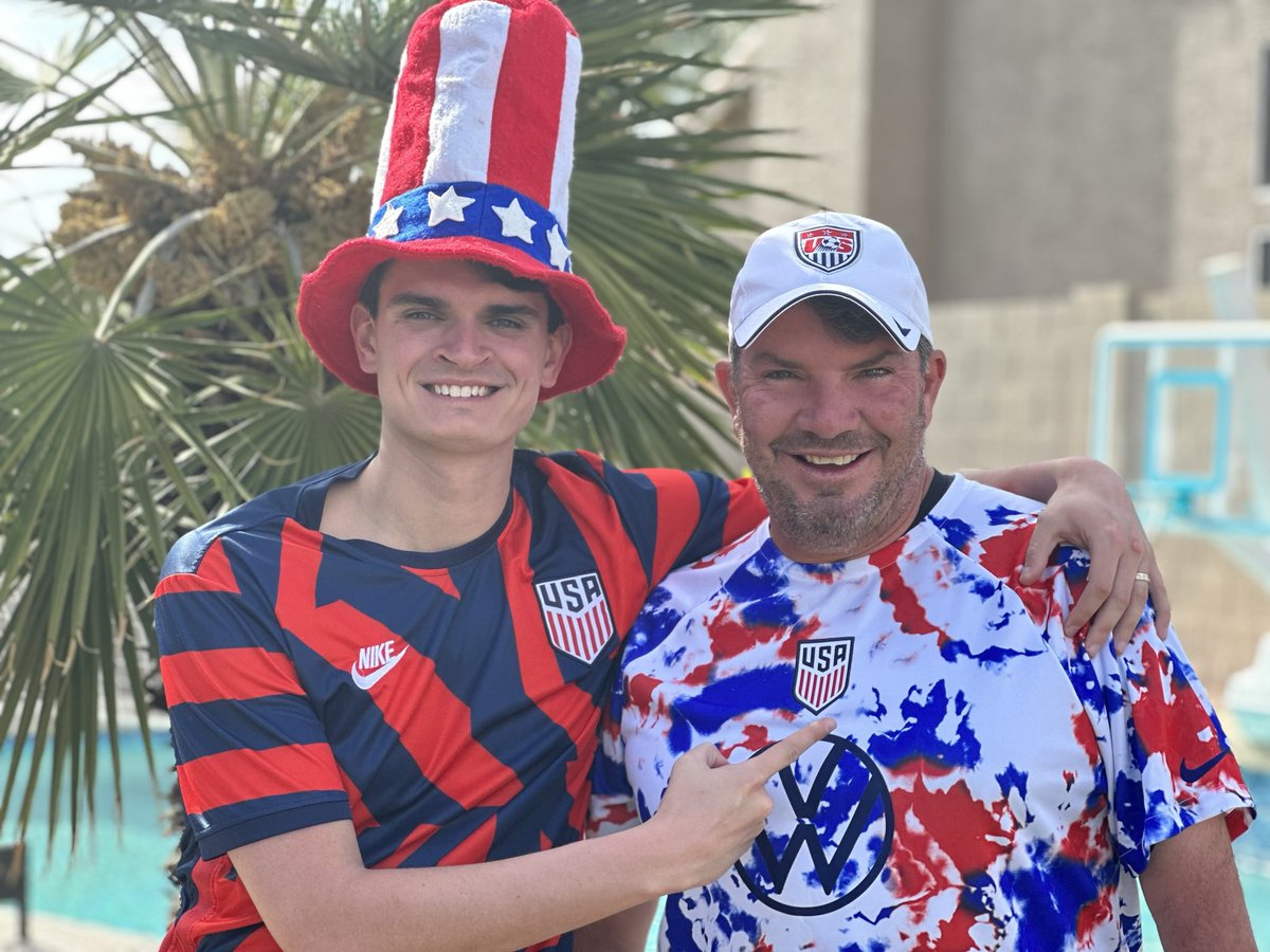 Happy Birthday to my son, Trevor - 27 today <a href="/Trev_Ciss11/">Trevor Cissell</a> - I am extremely proud of you and the man you have become! You have worked hard and have earned a great life and a great wife! I love you! Have a great, fun, Delicious Day! Happy Birthday 🎂🎉🎊🎈🎁 
Loves!!!