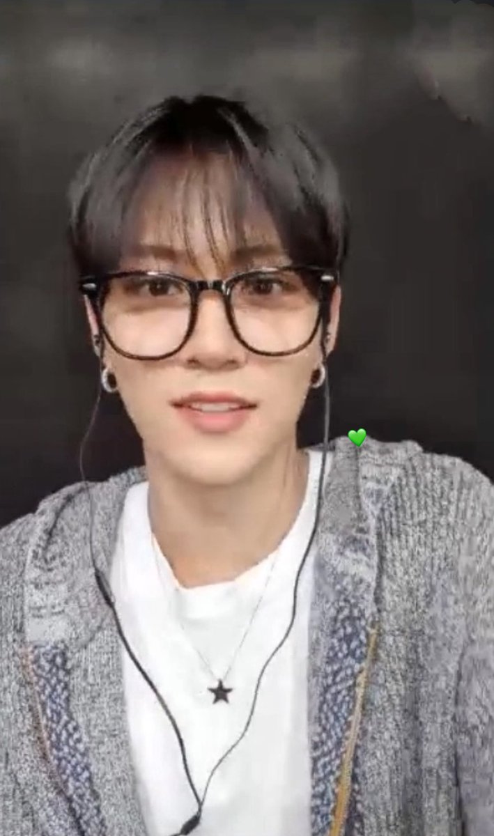 노이안 얼굴 폼 미쳤넹💚