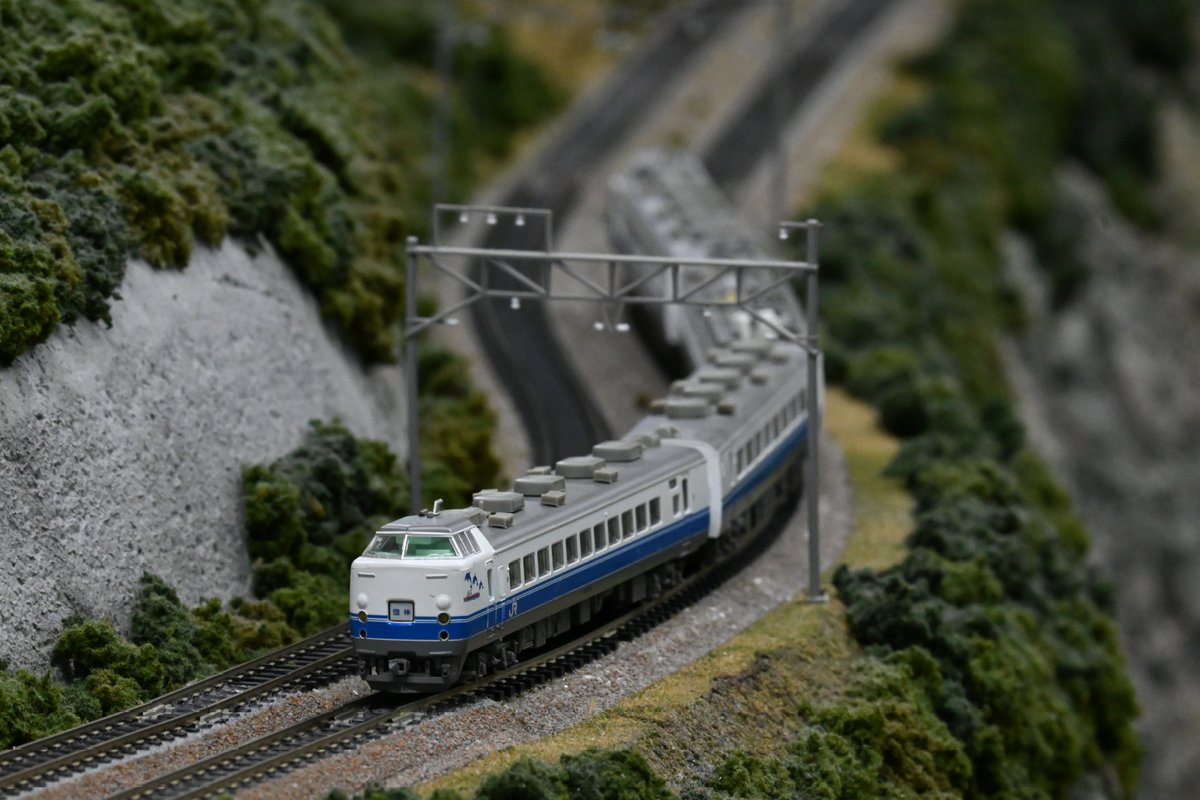 soissyu211's tweet photo. そして昨日はレイルガーデンで運転会。
夕方の自然光の中を行く115がめちゃくちゃ良かったです。
参加者の皆さんお疲れ様でした。 https://t.co/mDThw7qGgA