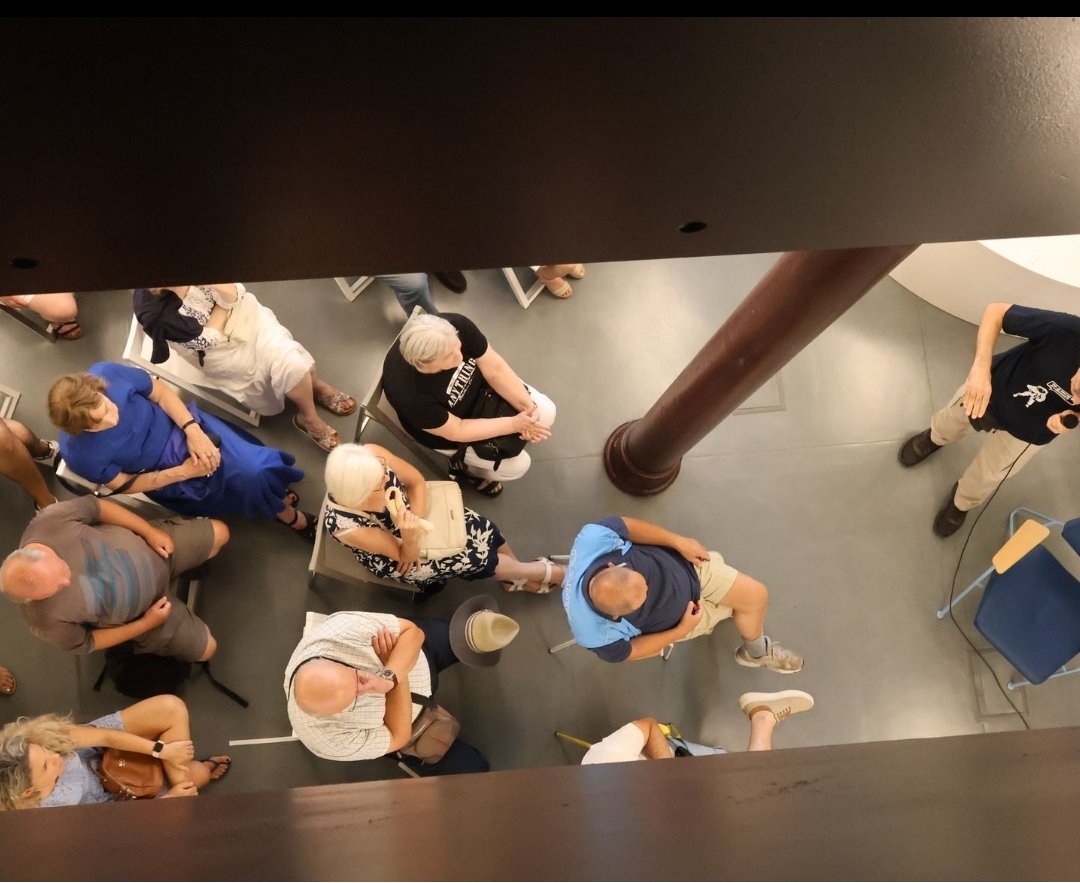 Svaki dan dobar razgovor u našoj knjižnici.
gkr.hr/magazin/vijest…