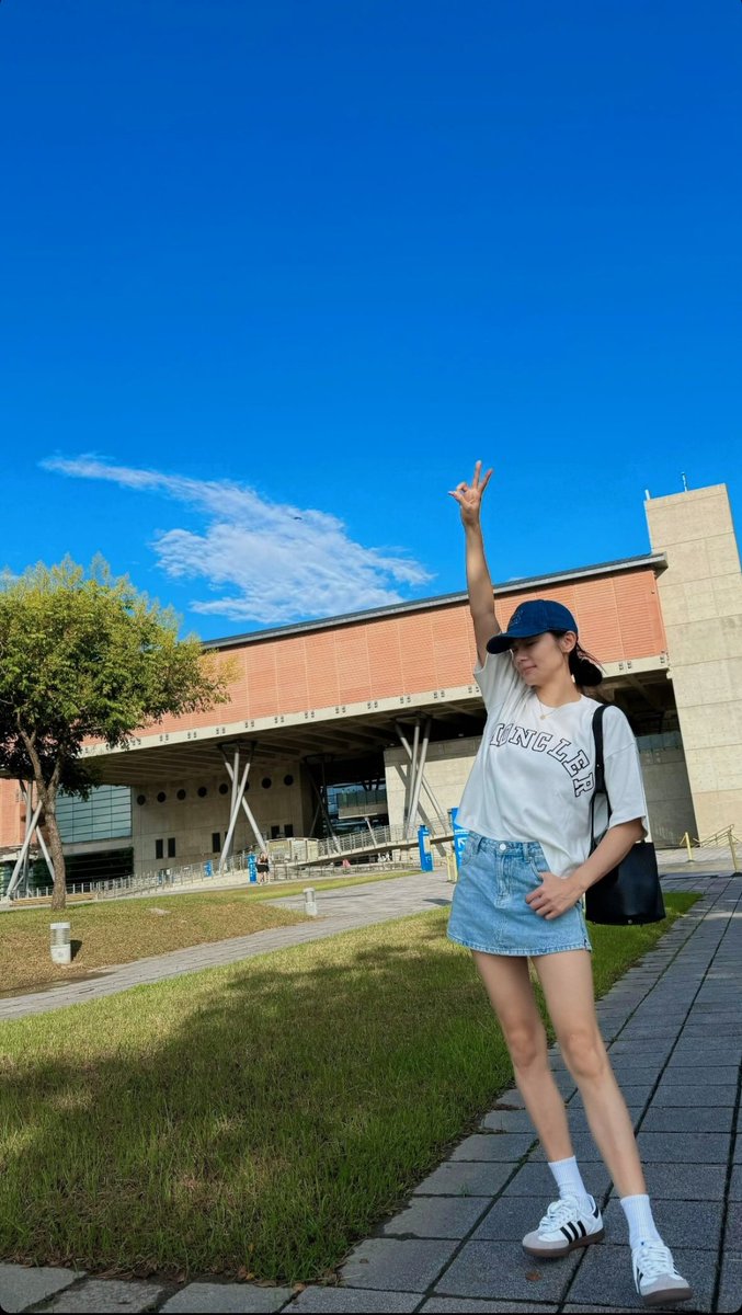 Vivi (@vivi821113) on Twitter photo 