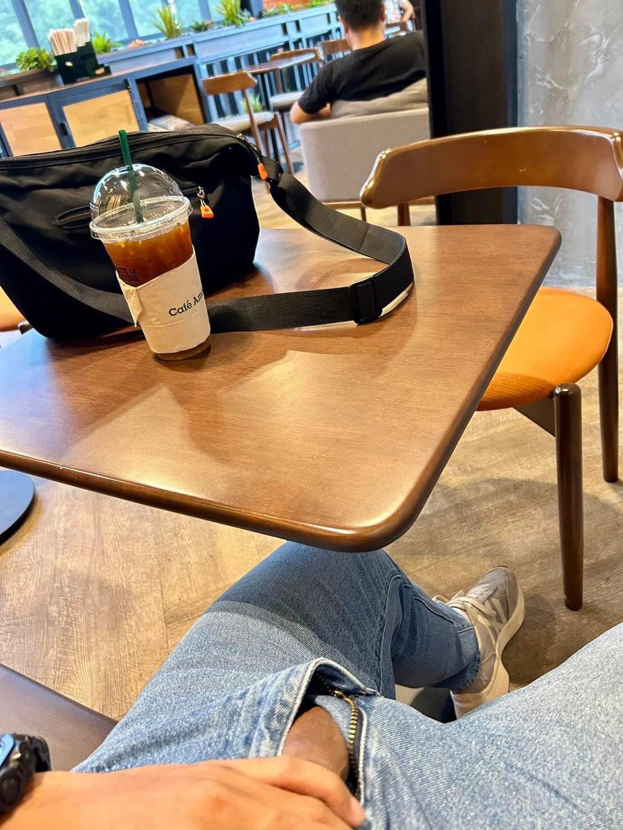 ดื่ ม ก า แ ฟ ทำ ใ ห้ เ ธ อ ตื่ น 😜
แ ต่ ถ้ า เ ธ อ หื่ น ต้ อ ง กิ น เ ร า น ะ