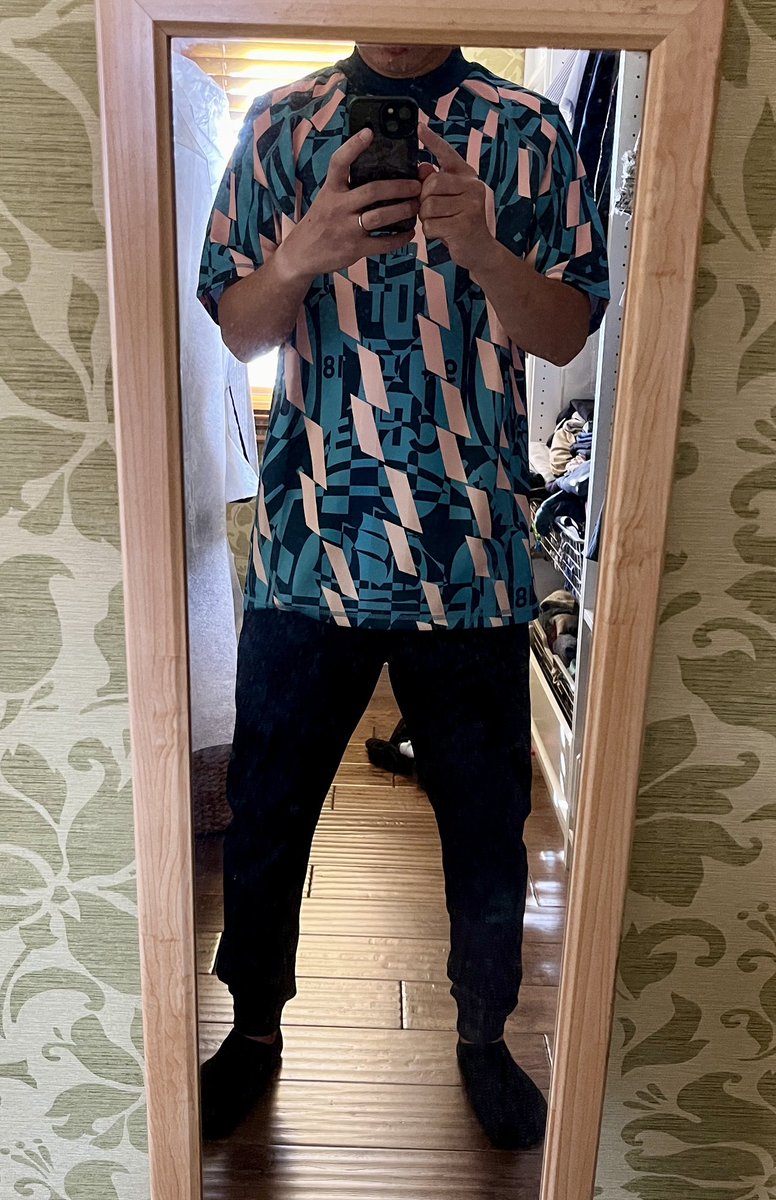 マンチェスター・シティ サッカーシャツ NOEL XLサイズ ノエル・ギャラガー モバイル | NOEL GALLAGHER 公式携帯サイト