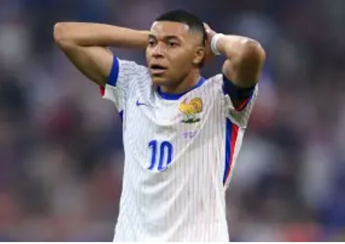 Kylian Mbappé says he came to Real Madrid to experience such magical nights and he won't stop smiling. He is set to start next week on Champions League