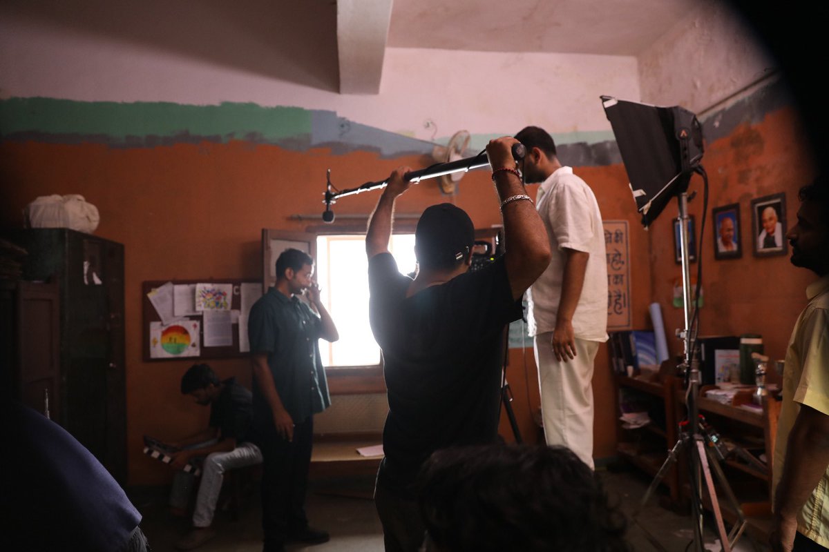 FTIIOfficial's tweet photo. Lights, Camera, Action! ๐ฌ
Our students from the 2023 batch of PG Certificate Course in Television are shooting on their 5-Minute Single Camera Fiction Exercise! ๐น
#TelevisionCourse #FilmMaking #SingleCameraFiction #PGCertificate https://t.co/cbI4Yn4YaL