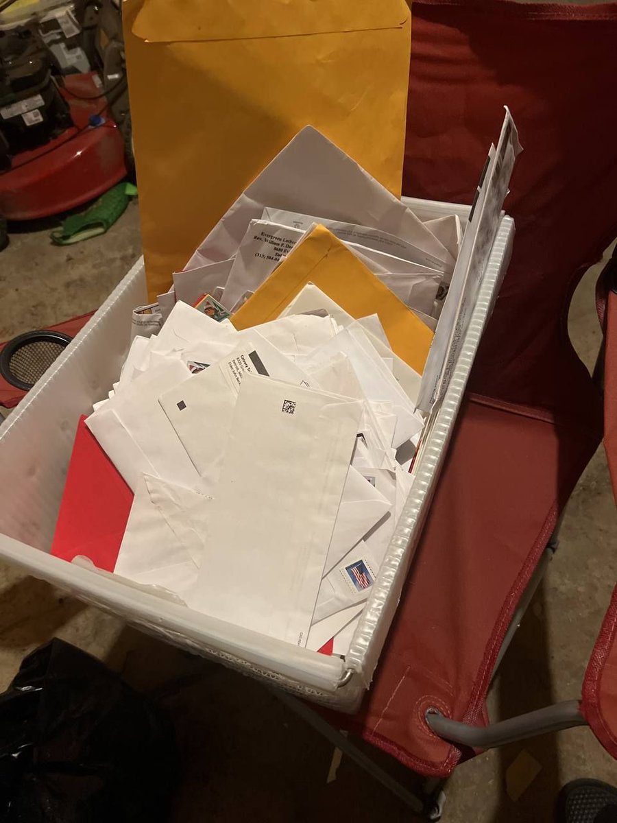 CloneUpdat52886's tweet photo. 📬SLIP’s IN,LOAD UP YOUR BITCOIN WALLET RN AND HIT ME UP GOT MAD SLIPS FOR Y’ALL.❤️‍🔥⛷️

#scams #sauce #cc #carding #swiping #bins #methods #fullz #spamming #scamming #banklogs #live #packs #cashapp #fraud #ccswipe #buyingcontent #iubb https://t.co/ja0S69uL7q