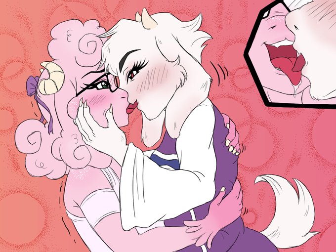 Watch OolayTiger Studios 🔞🎙's leaked NSFW photo on TwXstars