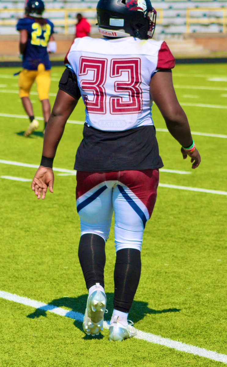 Senior year pictures‼️