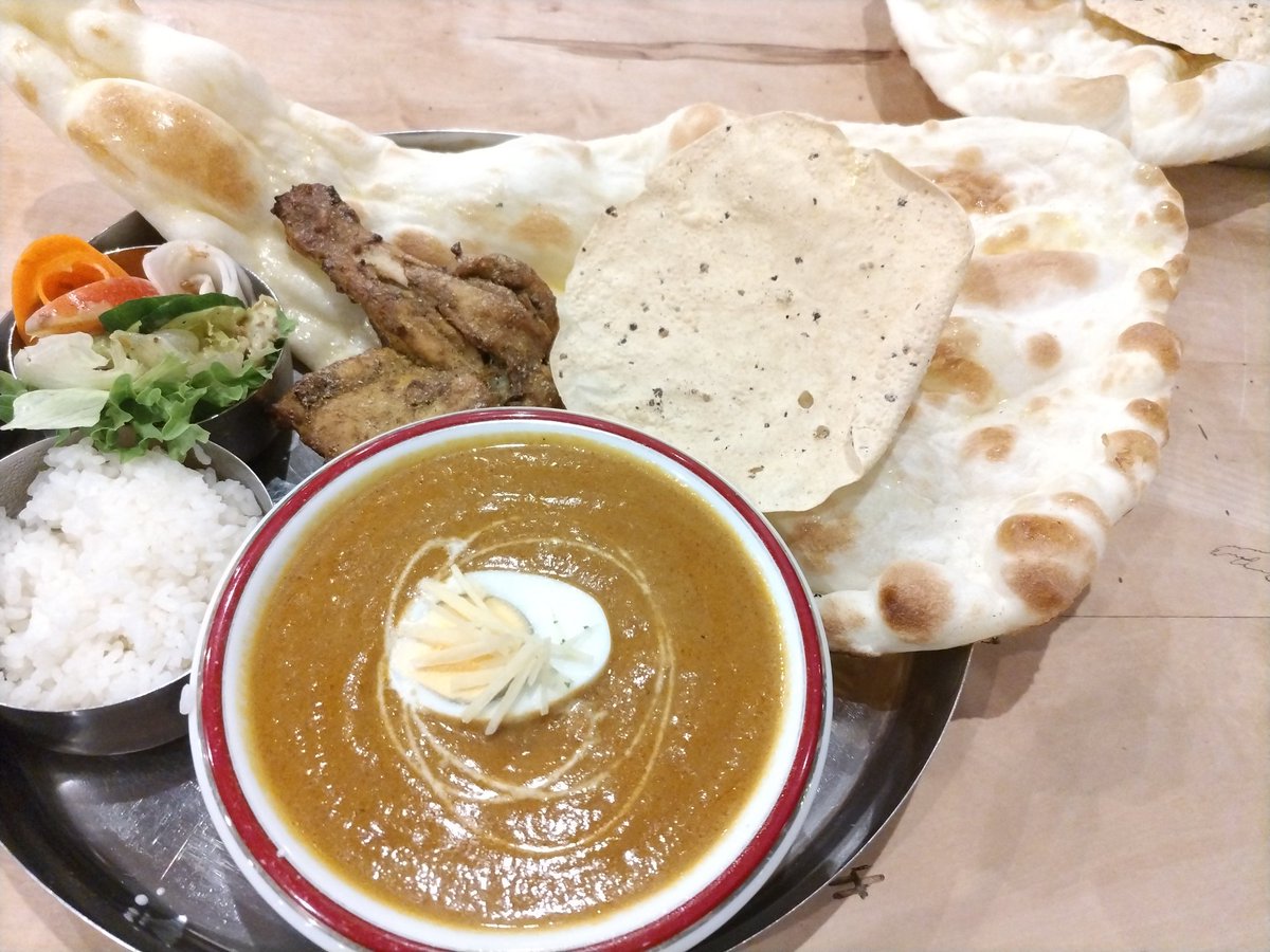 mitukuni712's tweet photo. インド料理レストラン
Mayaa(マーヤー)
相方さんの好きな店
本格的なインドカレーを
そこそこのお値段で食べられる
いい感じのお店です👌
モチモチとパリパリのナンが
特に美味しくて好き😋
いつもスーリヤーセットで
おなかパンパンになります😆
#新潟市江南区
#カレー
#Mayaa https://t.co/yWxN6HNwNO