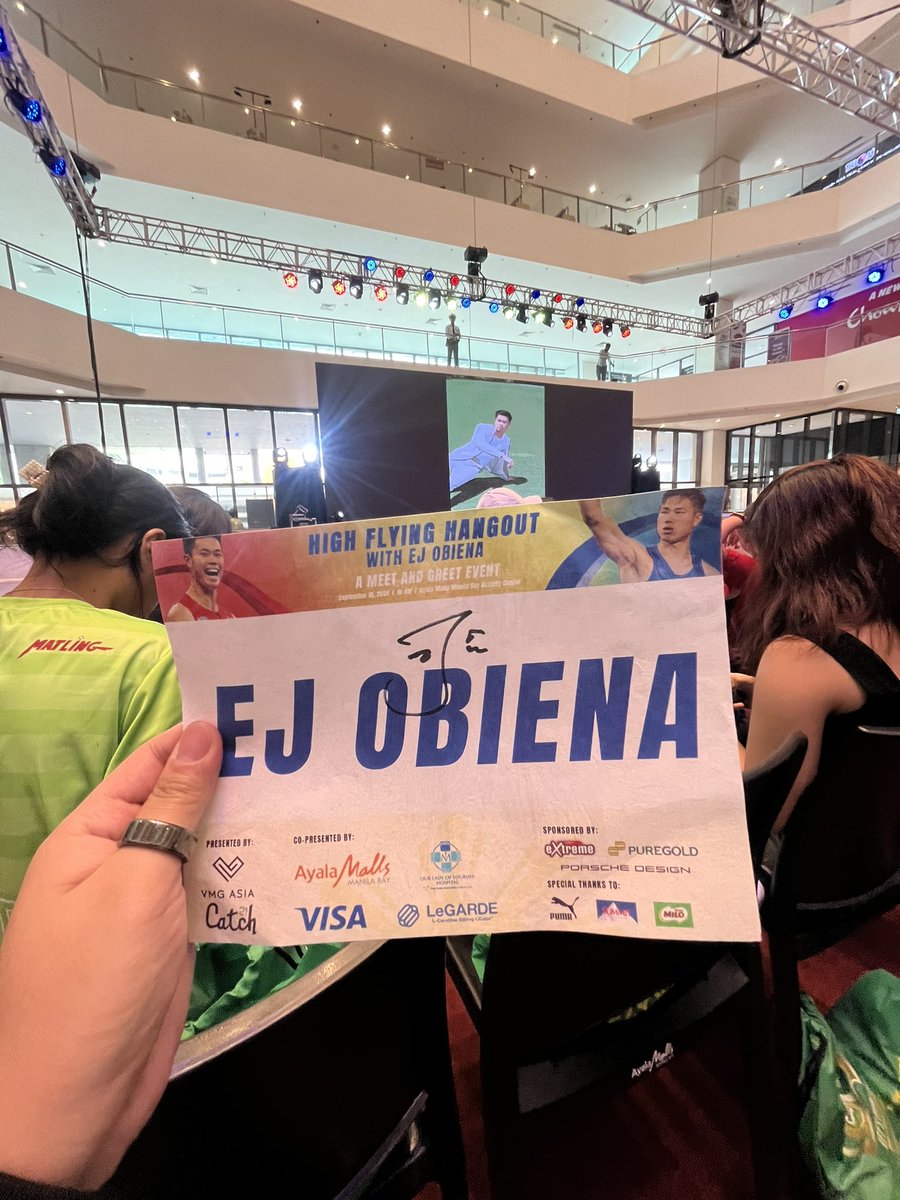 ajeandemesa's tweet photo. #EJOBIENA
#HighFlyingHangout
#RaiseTheBar
#HangoutwithEJ https://t.co/3ZZFurpoVp