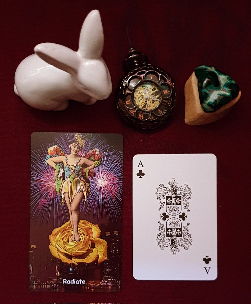 WOracles's tweet photo. GROUNDING - RADIATE - A β£οΈ
Having a safe place to root down & get a grip & feel supported is how you begin to shine
Then you can remove your dark coverings & radiate your light
Introduce your passion to the world
#Rabbittribe #oracle #highpriestess #tarot #cardslinger https://t.co/V6RtySUGUA