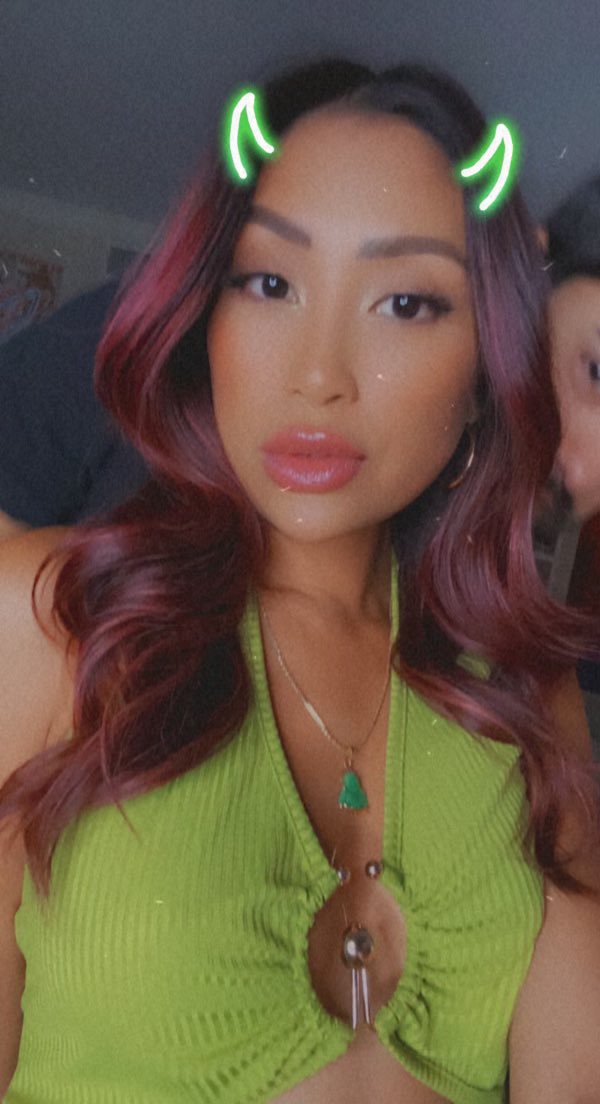 dahliaplz's tweet photo. I look so much like my sister now that I have red hair holy fuck https://t.co/daHGXKKBqr