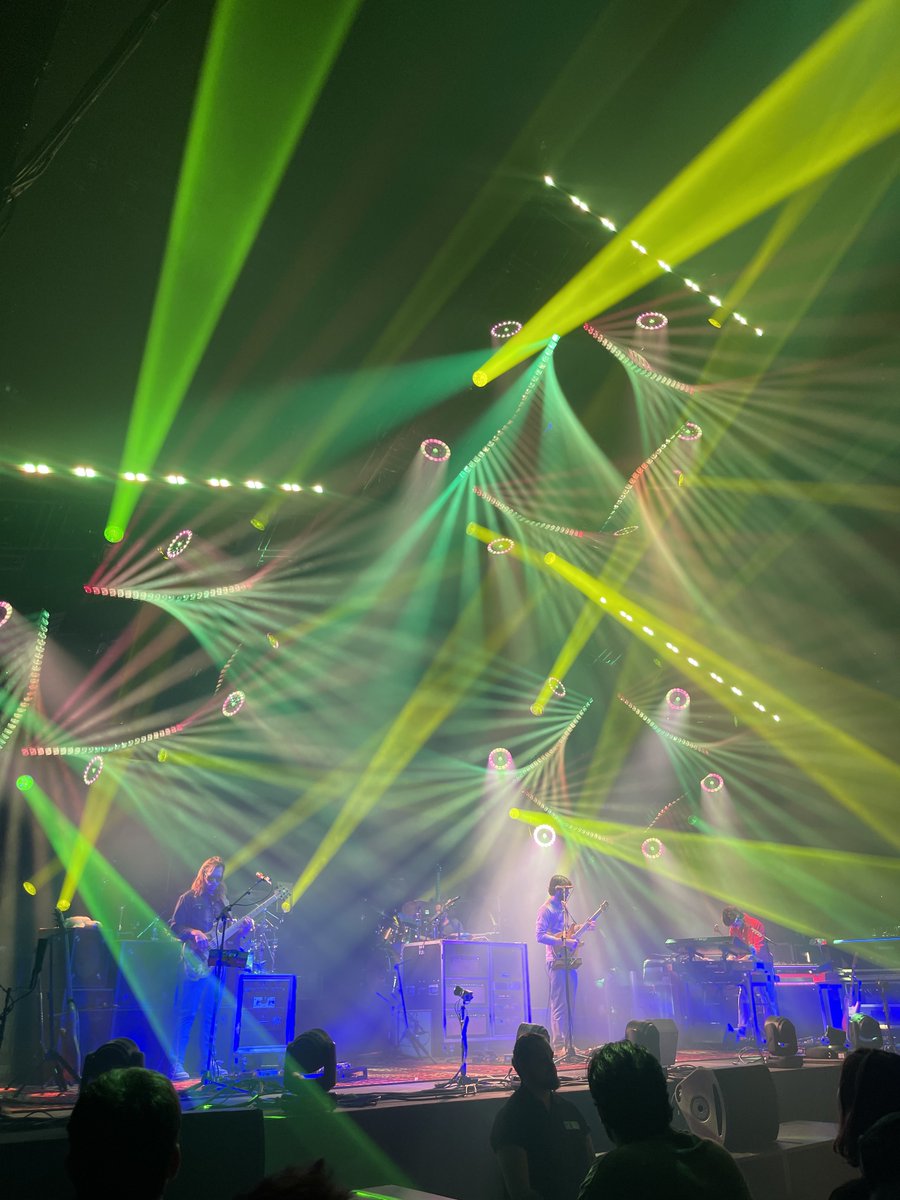 SimeonJTurner's tweet image. Have you ever been in Minneapolis on a Saturday night in September? #SlickRick #TrevorSide 

@goosetheband