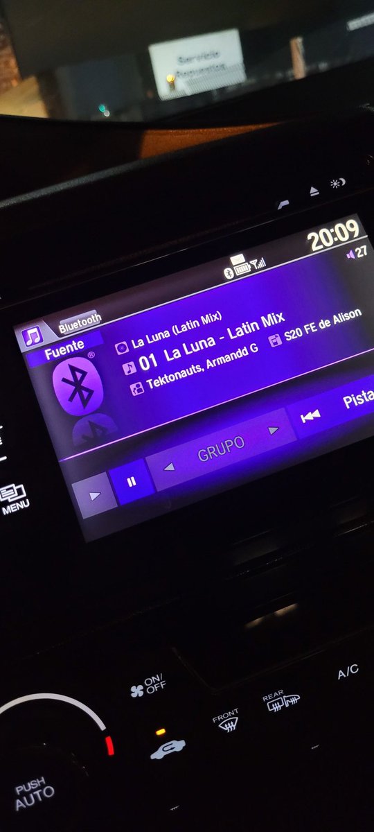 Miren la delicia de rolita que voy escuchando <a href="/Tektonauts/">Tektonauts</a> 👽