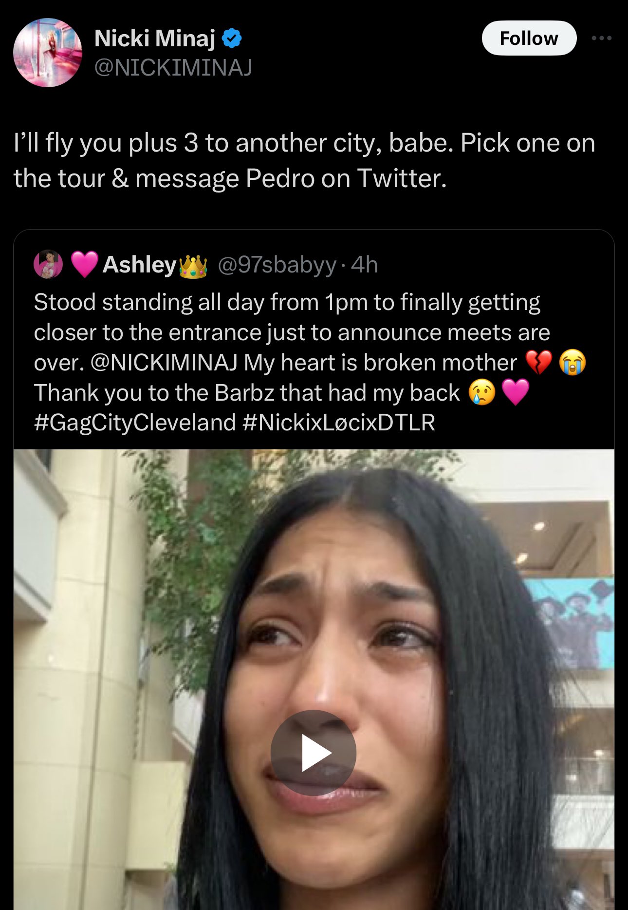 🏁 on X: Nicki Minaj offers to fly a fan + 3 friends out to a show after  she didnt make the meet and greet cut off today! t.co4ALNSDcExF   X