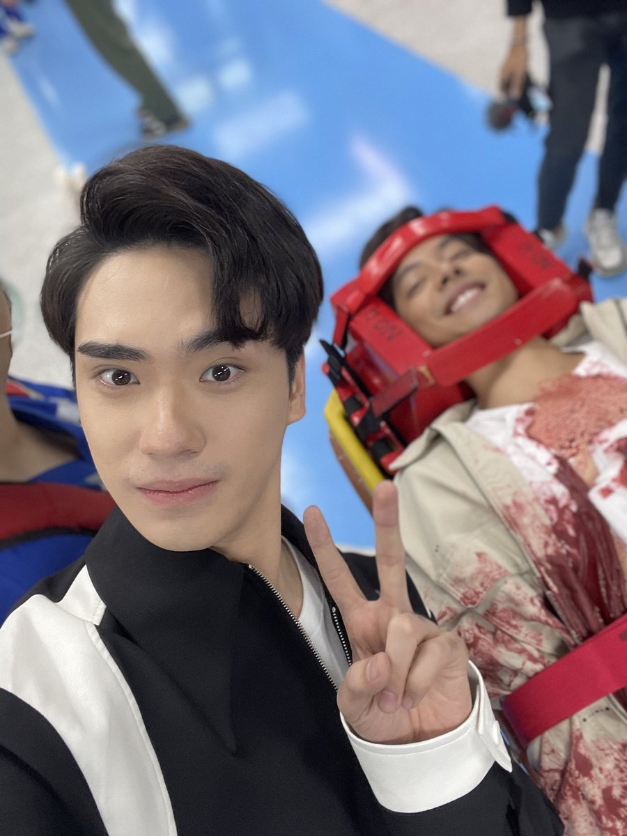 Sammon_scene's tweet photo. Same energy 😂
#ทริอาชTheSeries
#4MINUTES2024 https://t.co/EaVmC0Tfqv
