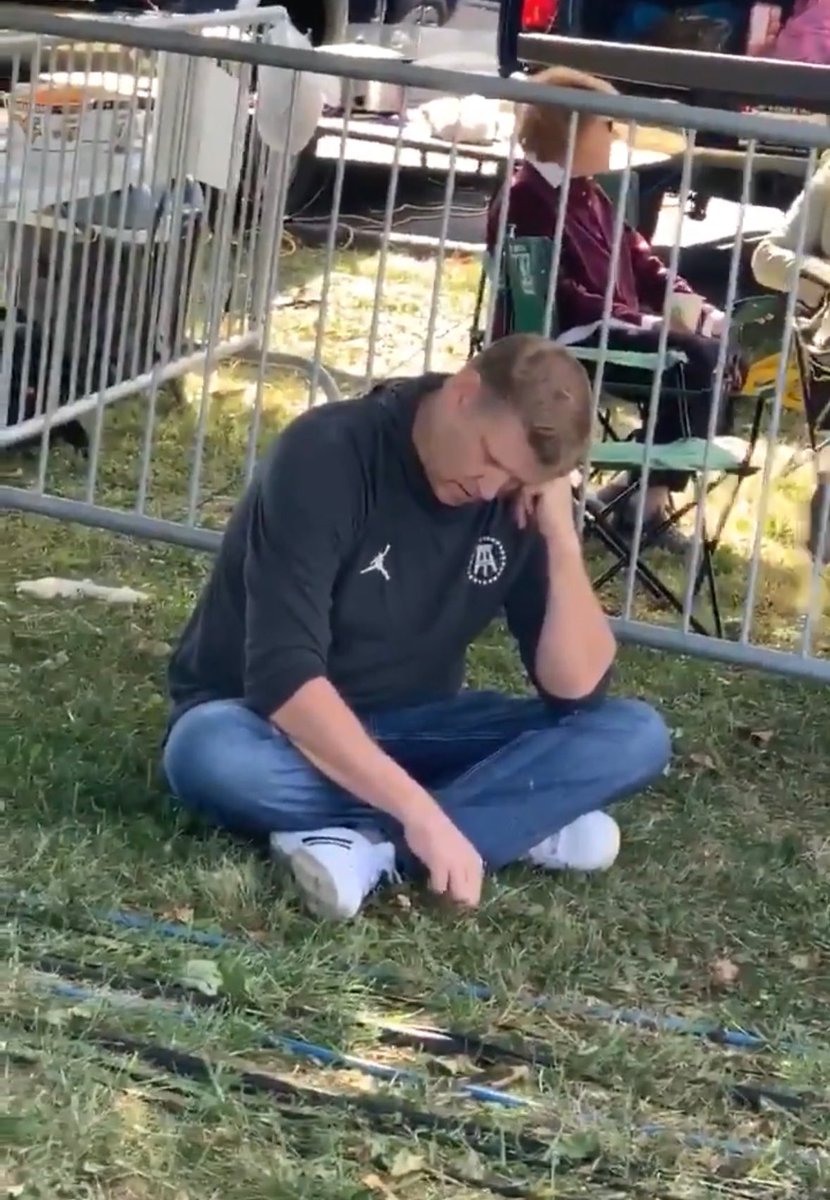 Mississippi State paid Toledo $1.2 million to play tonight and lost 41-17 in Starkville. Tough times <a href="/BFW/">Brandon Walker</a>