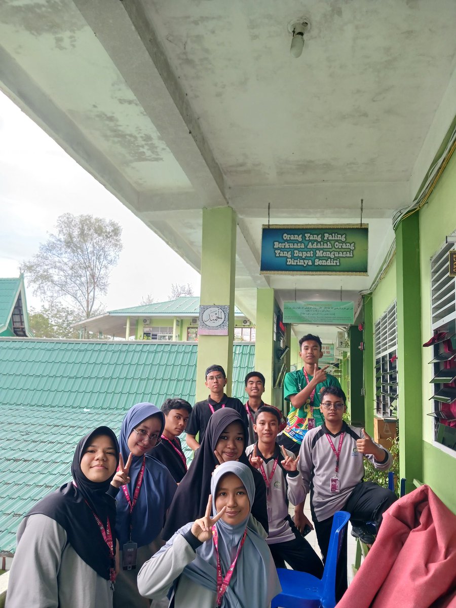 geneticbase's tweet photo. semangat 45 panitiaa 😝🫰 https://t.co/OONsRKDikO