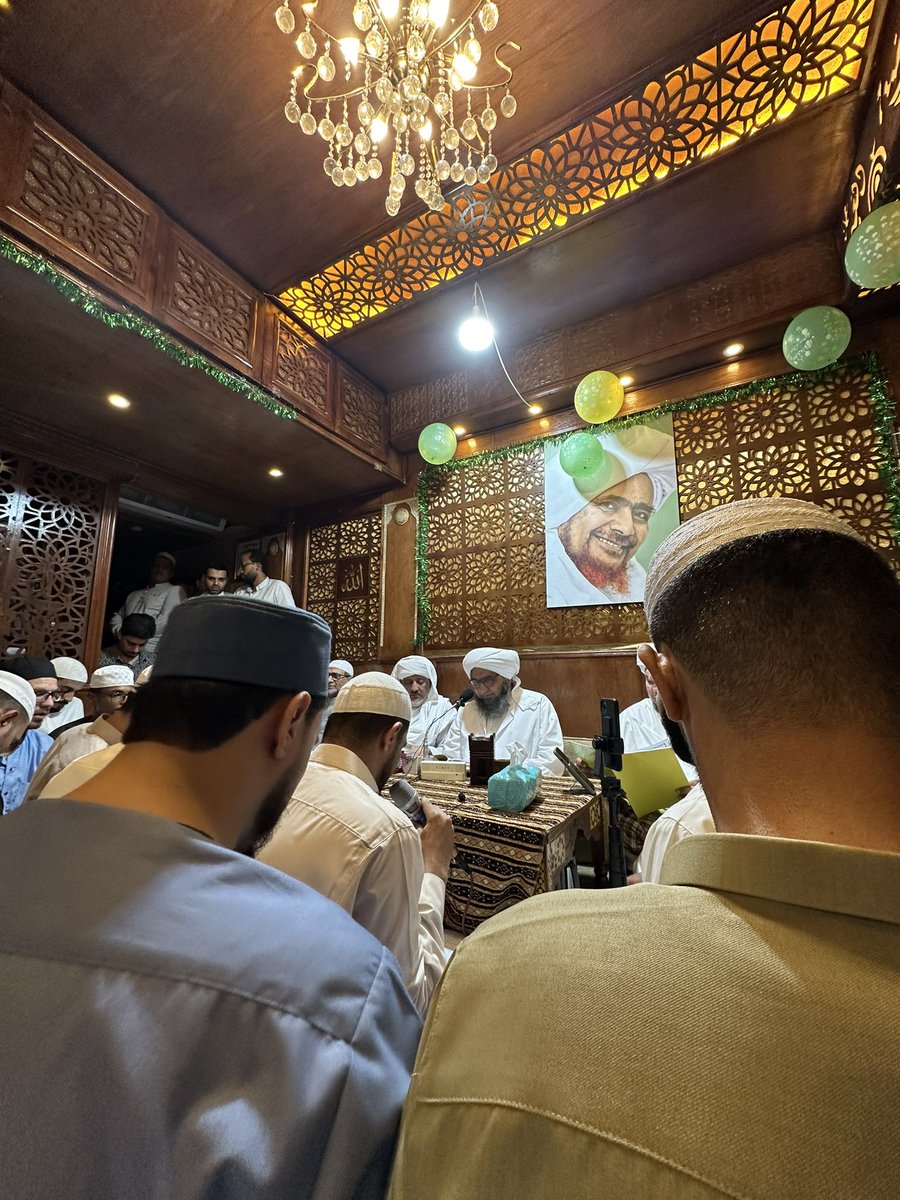 alhabibali's tweet photo. من مجلس الاحتفال وقراءة #المولد_النبوي_الشريف https://t.co/JZ9ijryyPZ