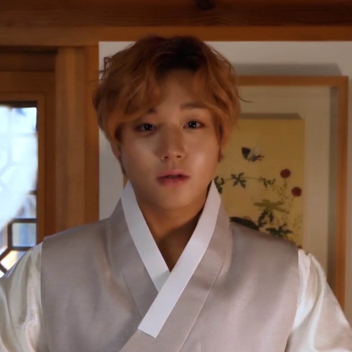 mp4pjh_v's tweet photo. ㅅ..송편..? https://t.co/I1qz5SLo6p