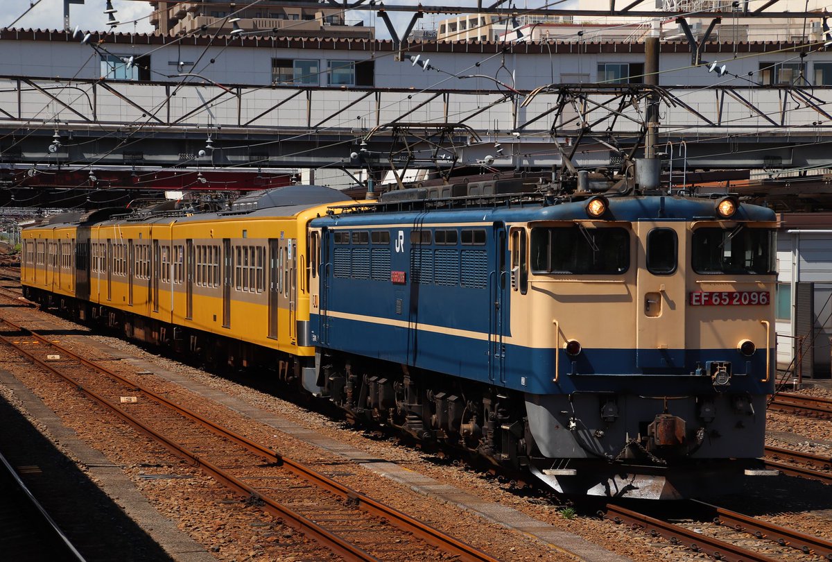 ztq_y's tweet photo. JRF EF65 2096 +
Seibu 西武 N101系 池袋線色 甲種 
10:09〜12:08 撮影
2024-09-15 Hachioji

#JRFreight JR貨物 見たまま rail train #Locos_of_Japan Trainspotting https://t.co/wF3Szz39zh