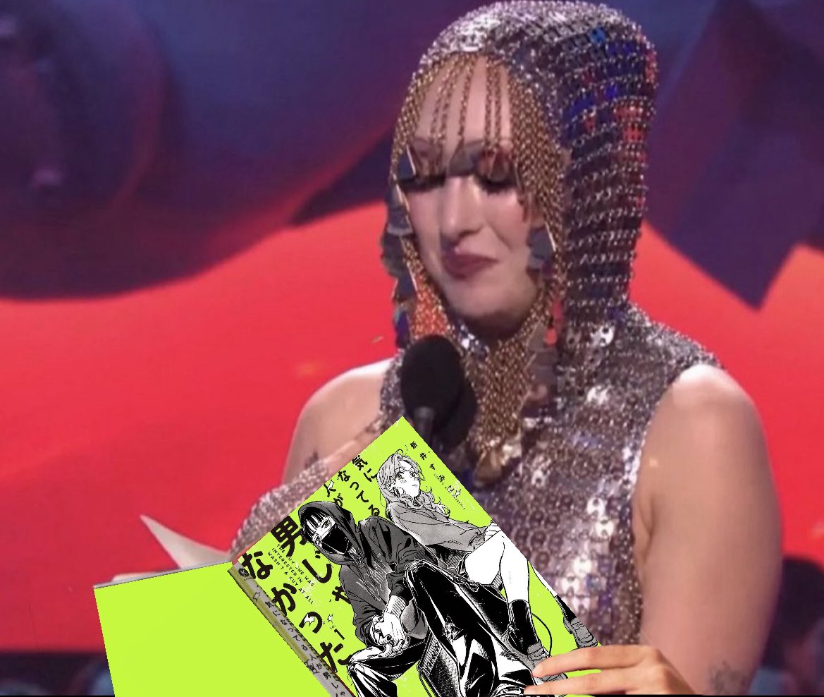 kyoruyeye's tweet photo. omg chappell reading the lesbian bible https://t.co/dVCvjk8qs4